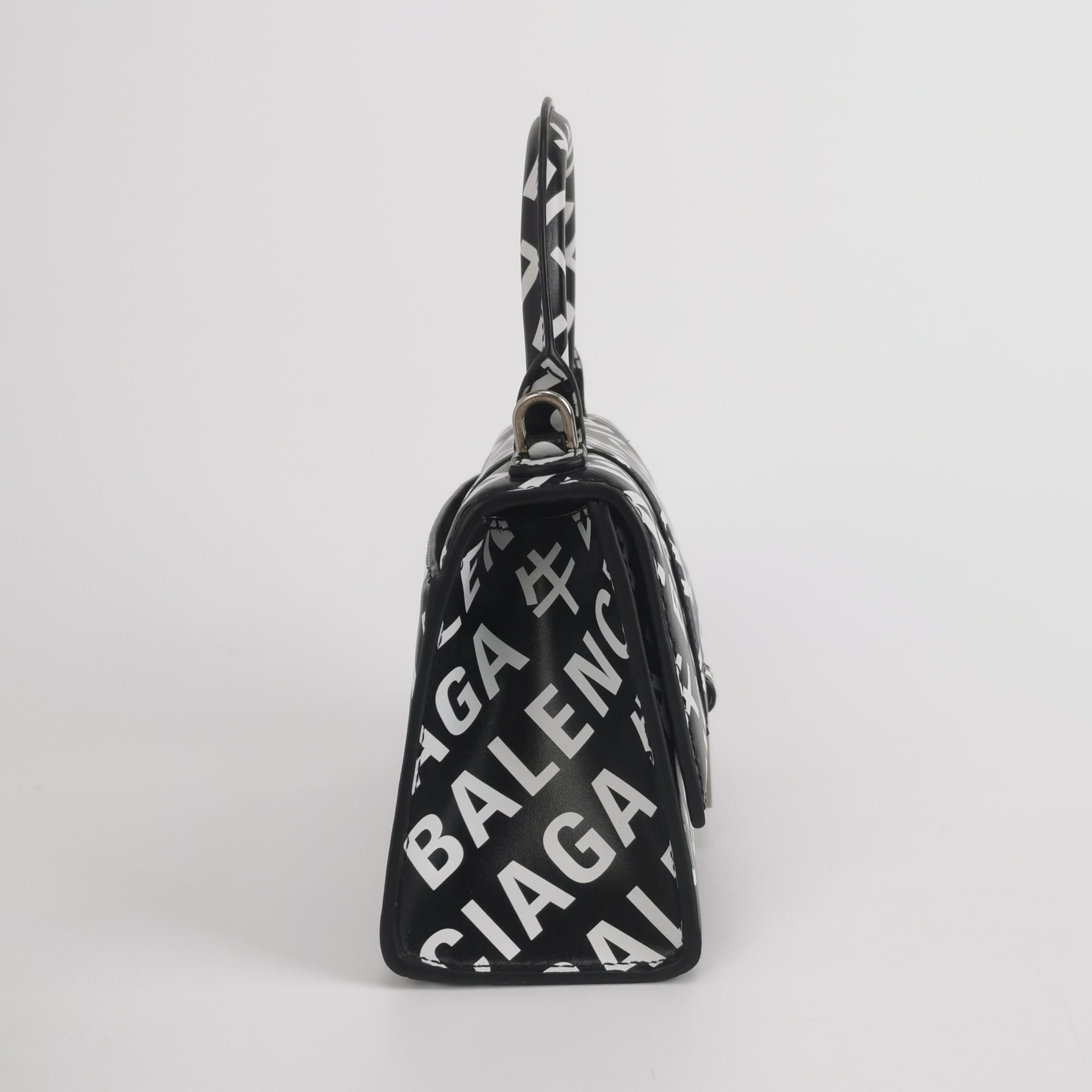 Balenciaga Balenciaga Women os Shoulder Bags Size ONE SIZE - 4 Thumbnail