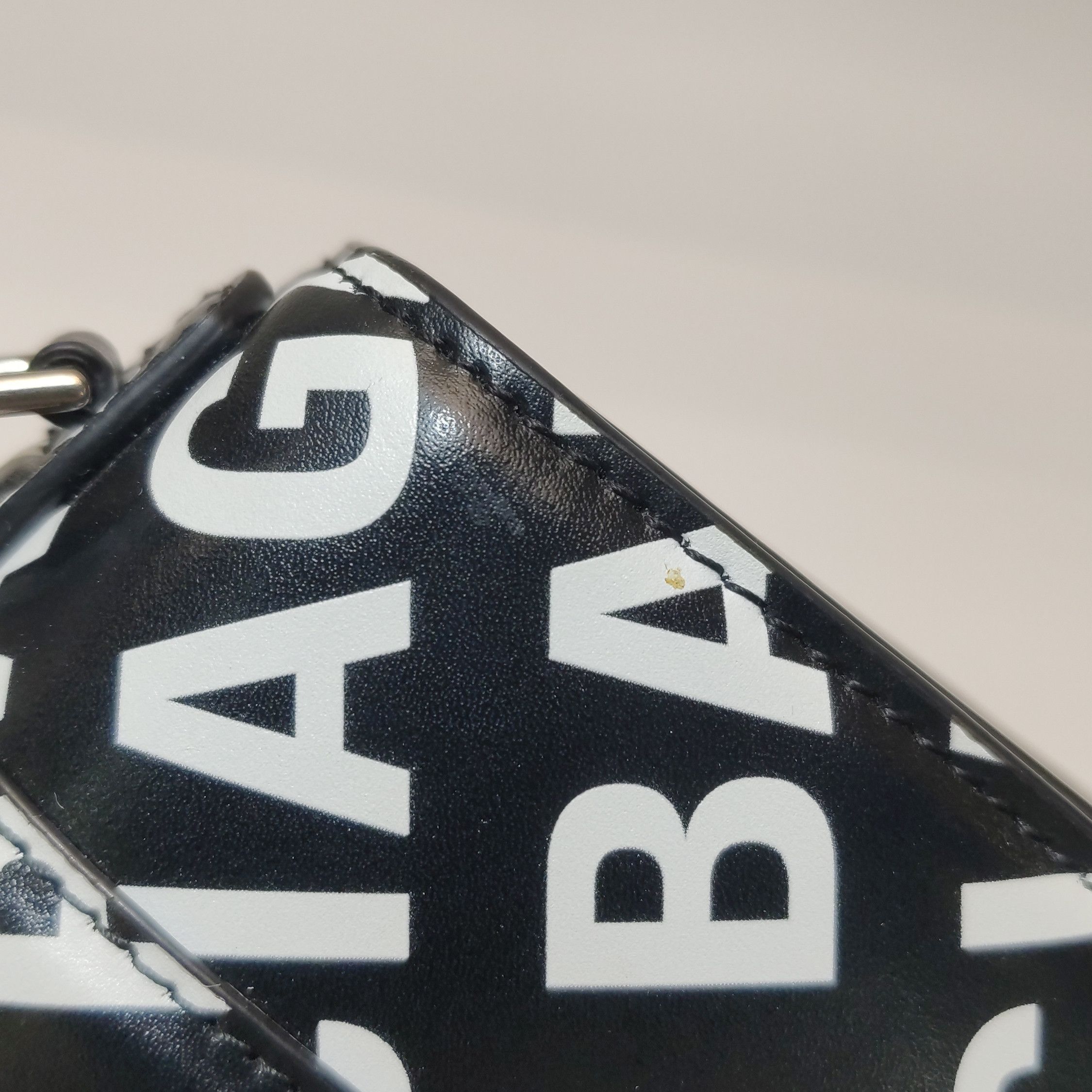Balenciaga Balenciaga Women os Shoulder Bags Size ONE SIZE - 16 Thumbnail