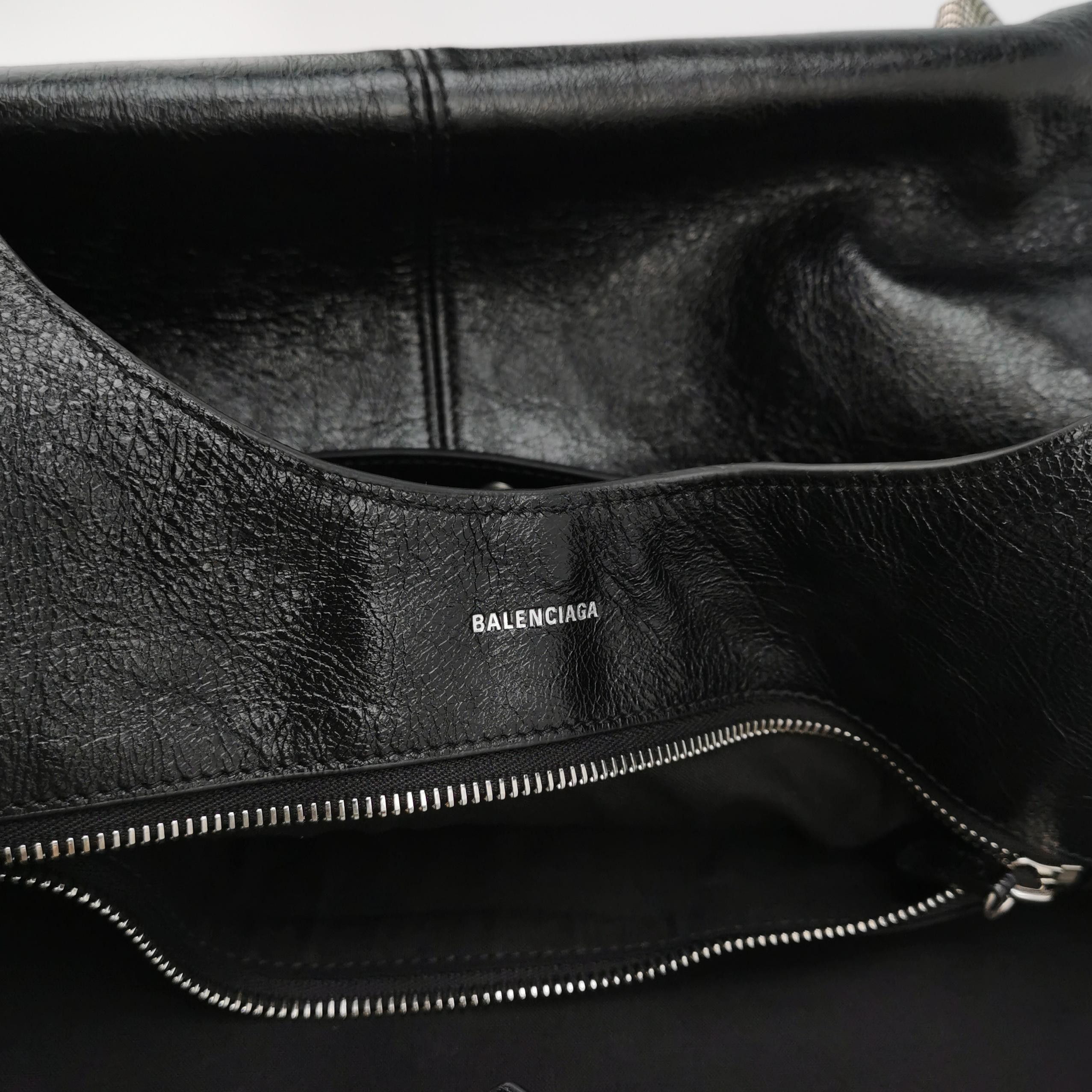 Balenciaga Balenciaga Women os Shoulder Bags Size ONE SIZE - 9 Thumbnail