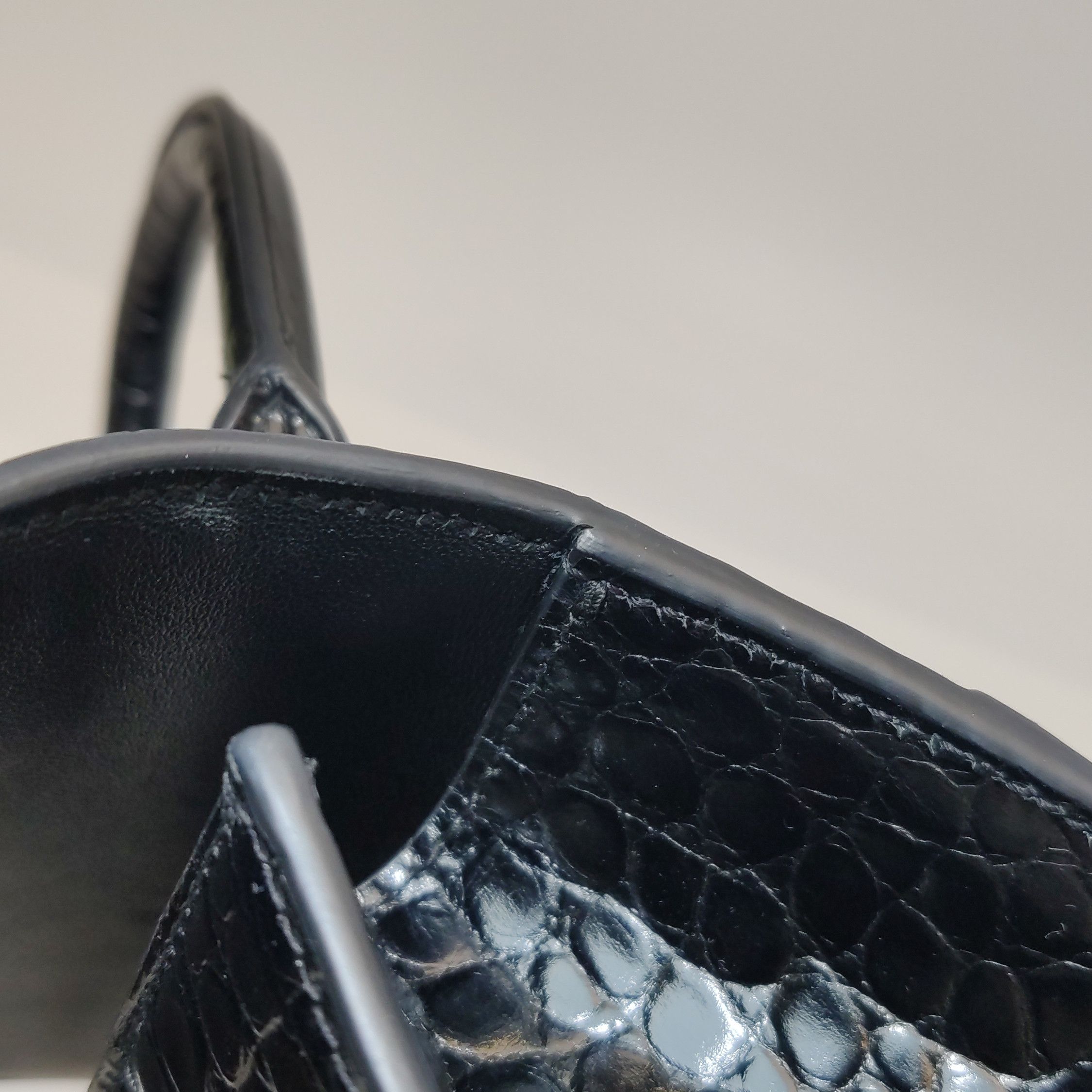 Balenciaga Balenciaga Women os Shoulder Bags Size ONE SIZE - 23 Thumbnail