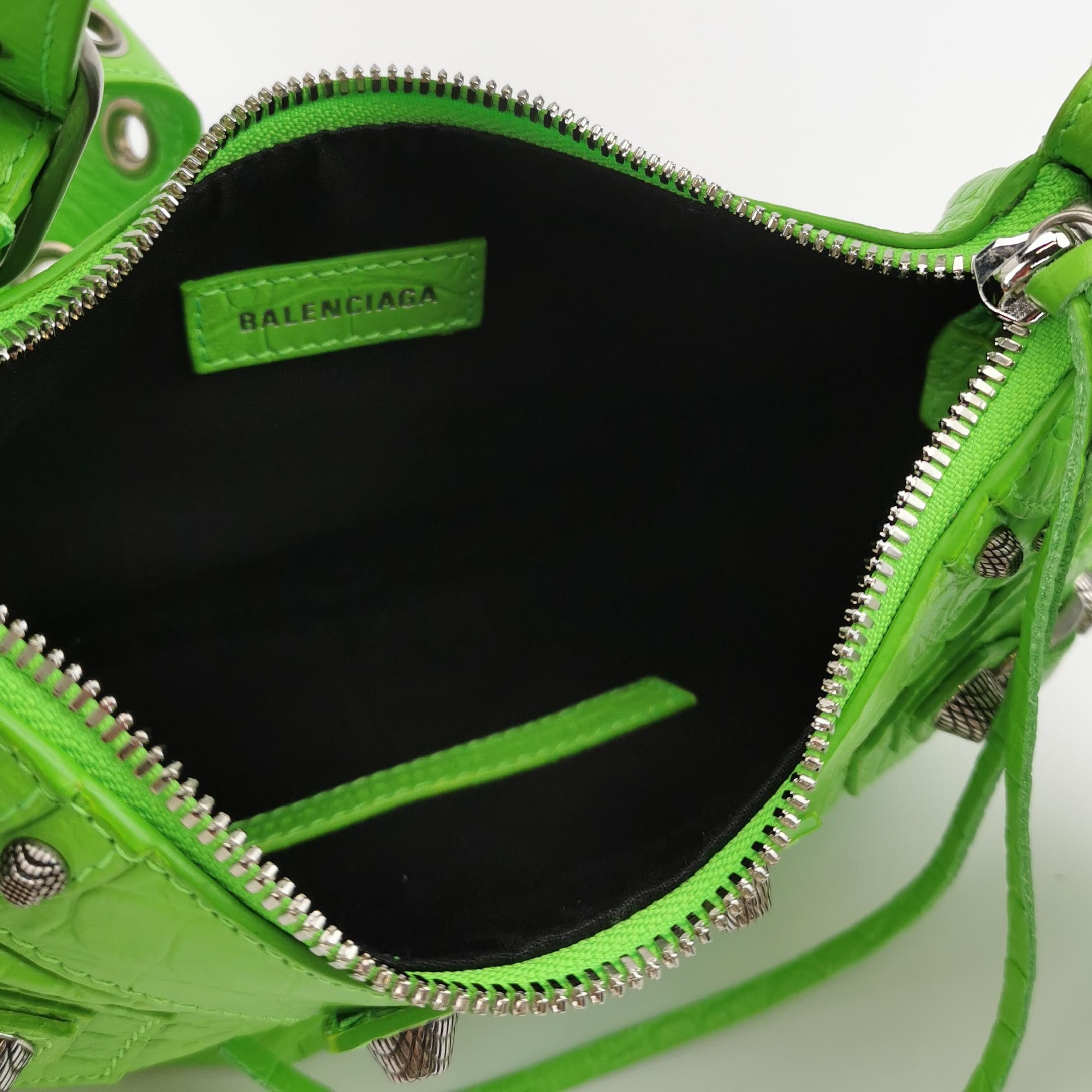 Balenciaga Balenciaga Women os Shoulder Bags Size ONE SIZE - 8 Thumbnail