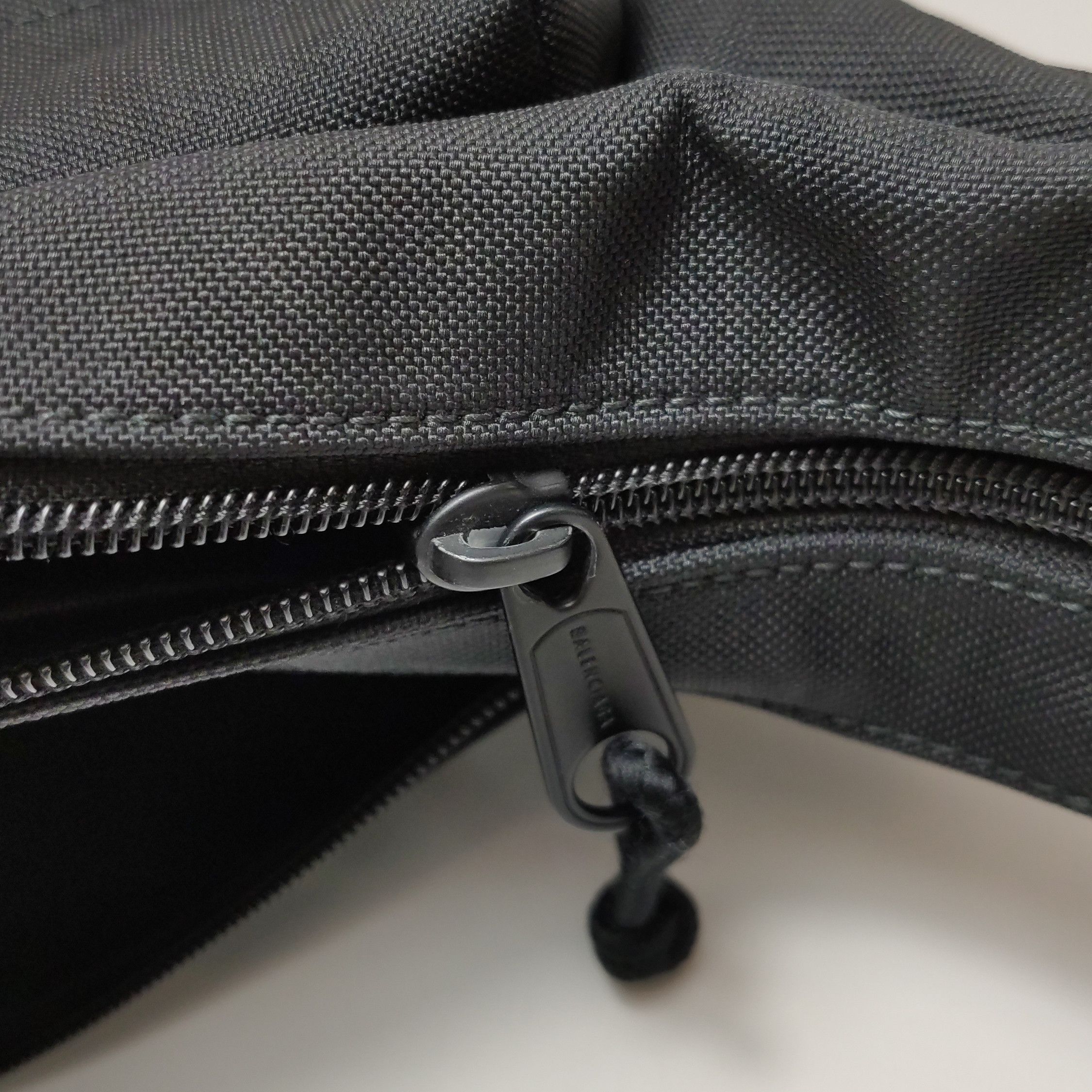 Balenciaga Balenciaga Women os Shoulder Bags Size ONE SIZE - 11 Thumbnail