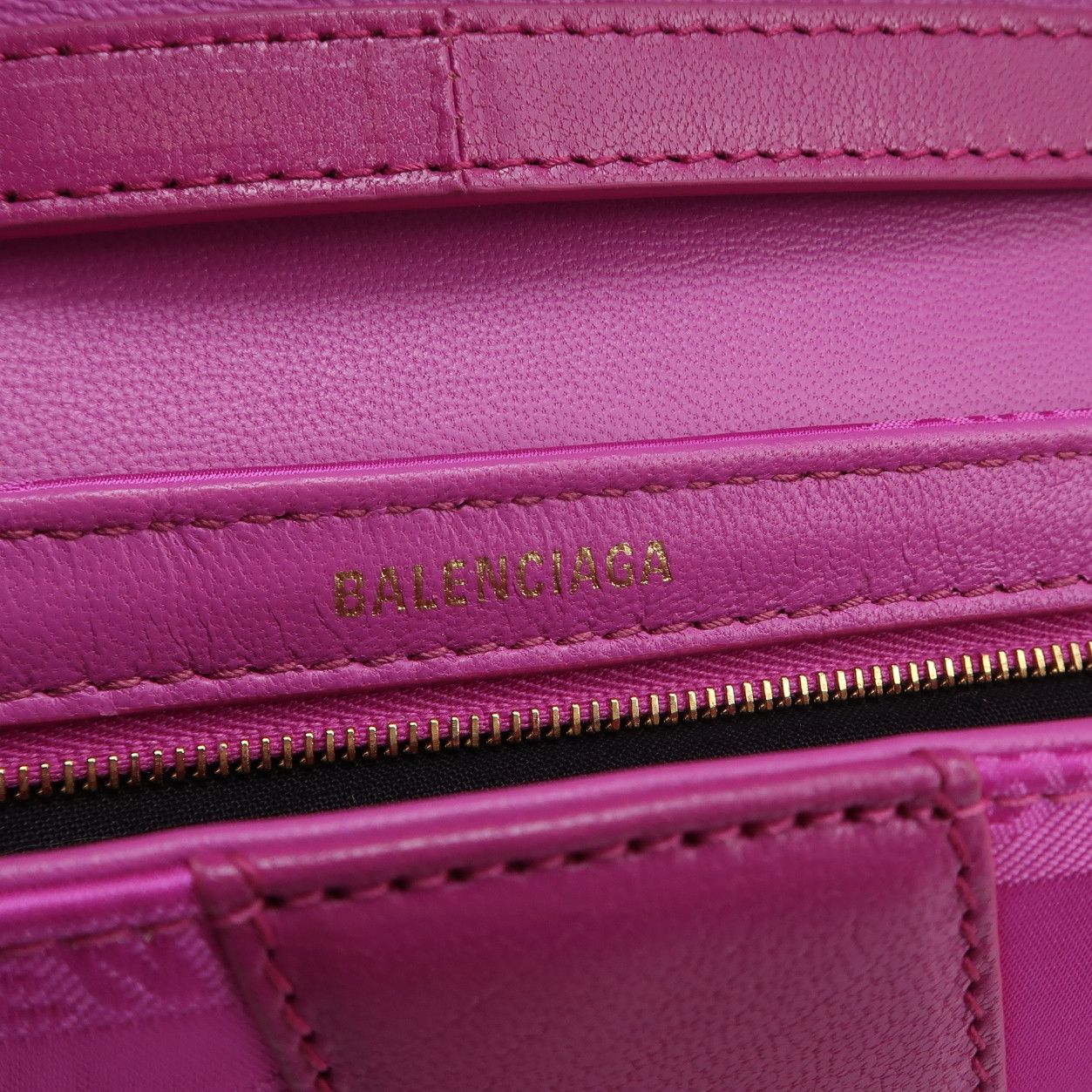 Balenciaga Balenciaga Women os Shoulder Bags Size ONE SIZE - 8 Thumbnail