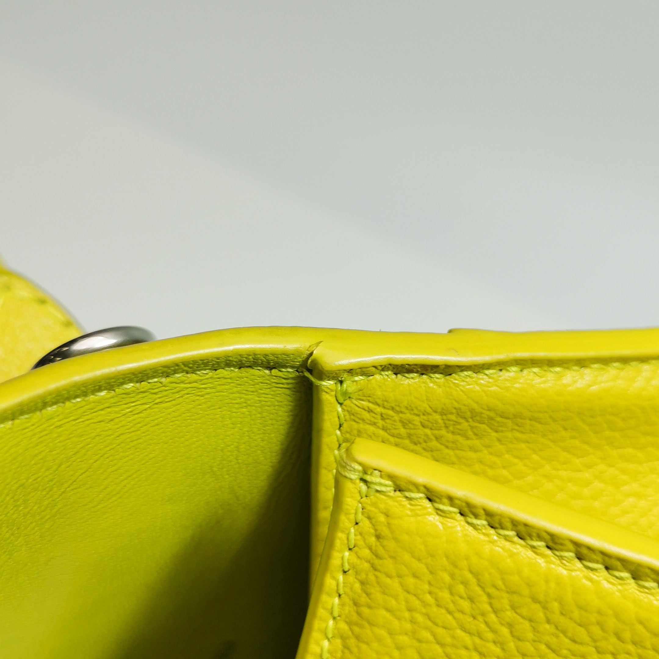 Balenciaga Balenciaga Women os Crossbody Bags Size ONE SIZE - 22 Thumbnail
