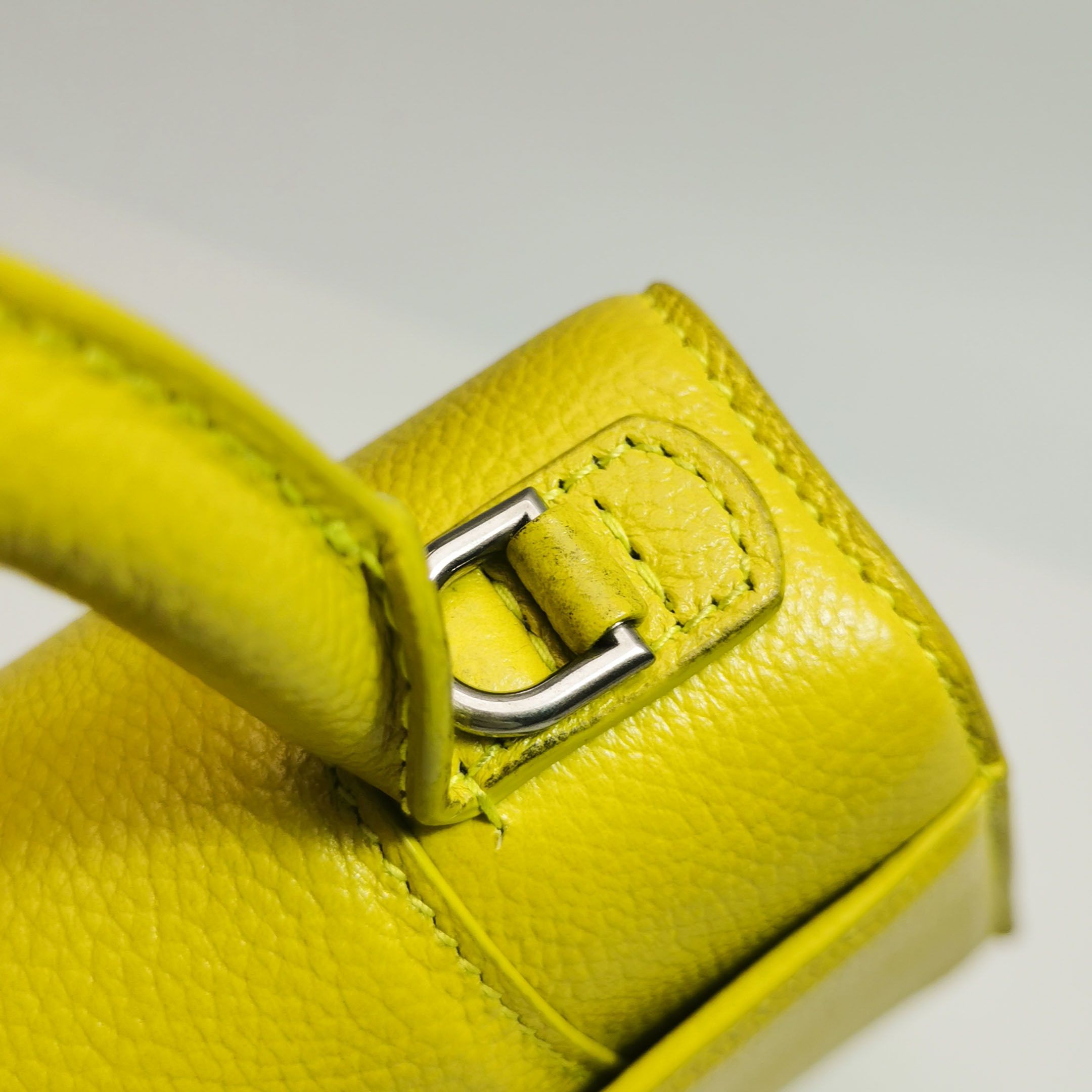 Balenciaga Balenciaga Women os Crossbody Bags Size ONE SIZE - 15 Thumbnail