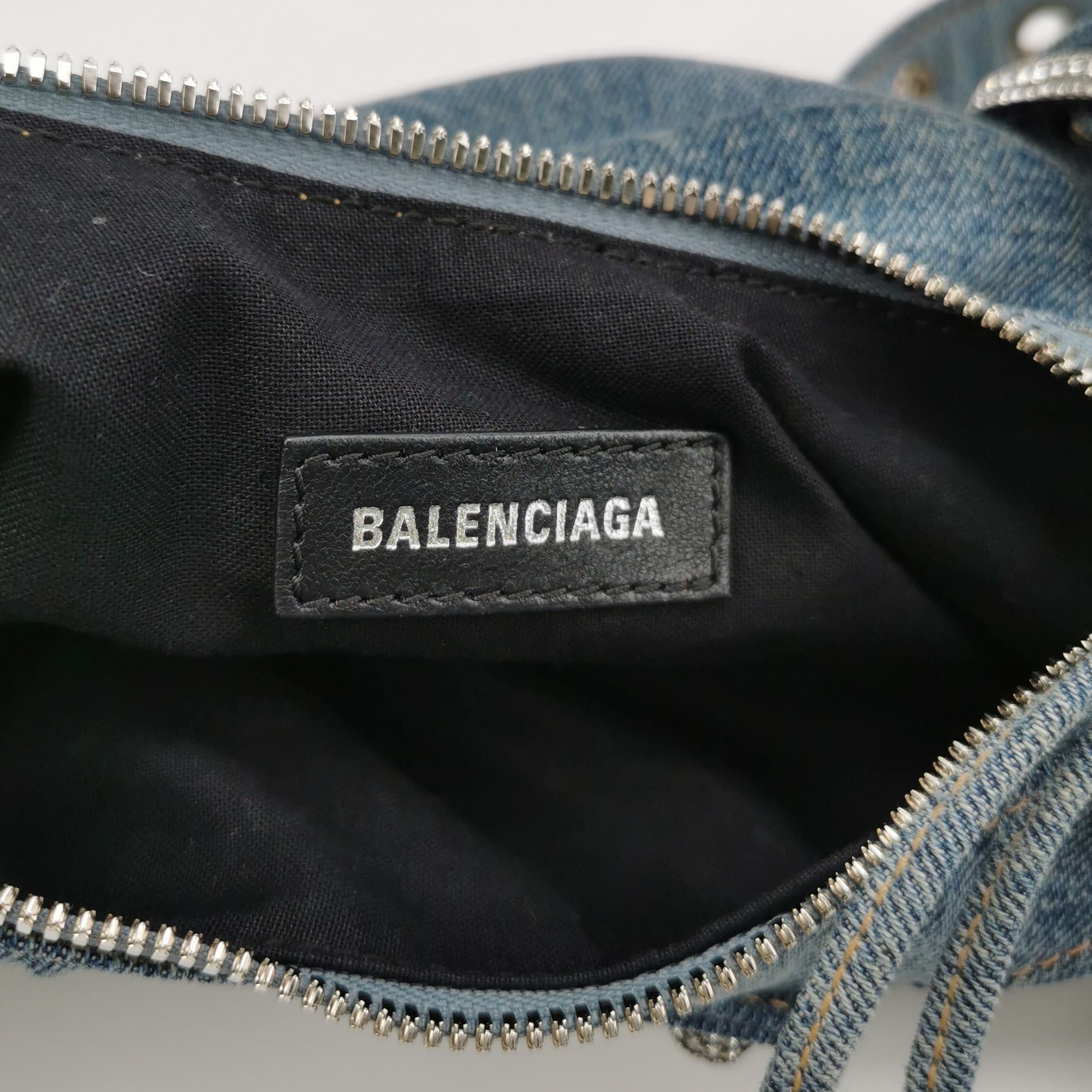Balenciaga Balenciaga Women os Shoulder Bags Size ONE SIZE - 9 Thumbnail