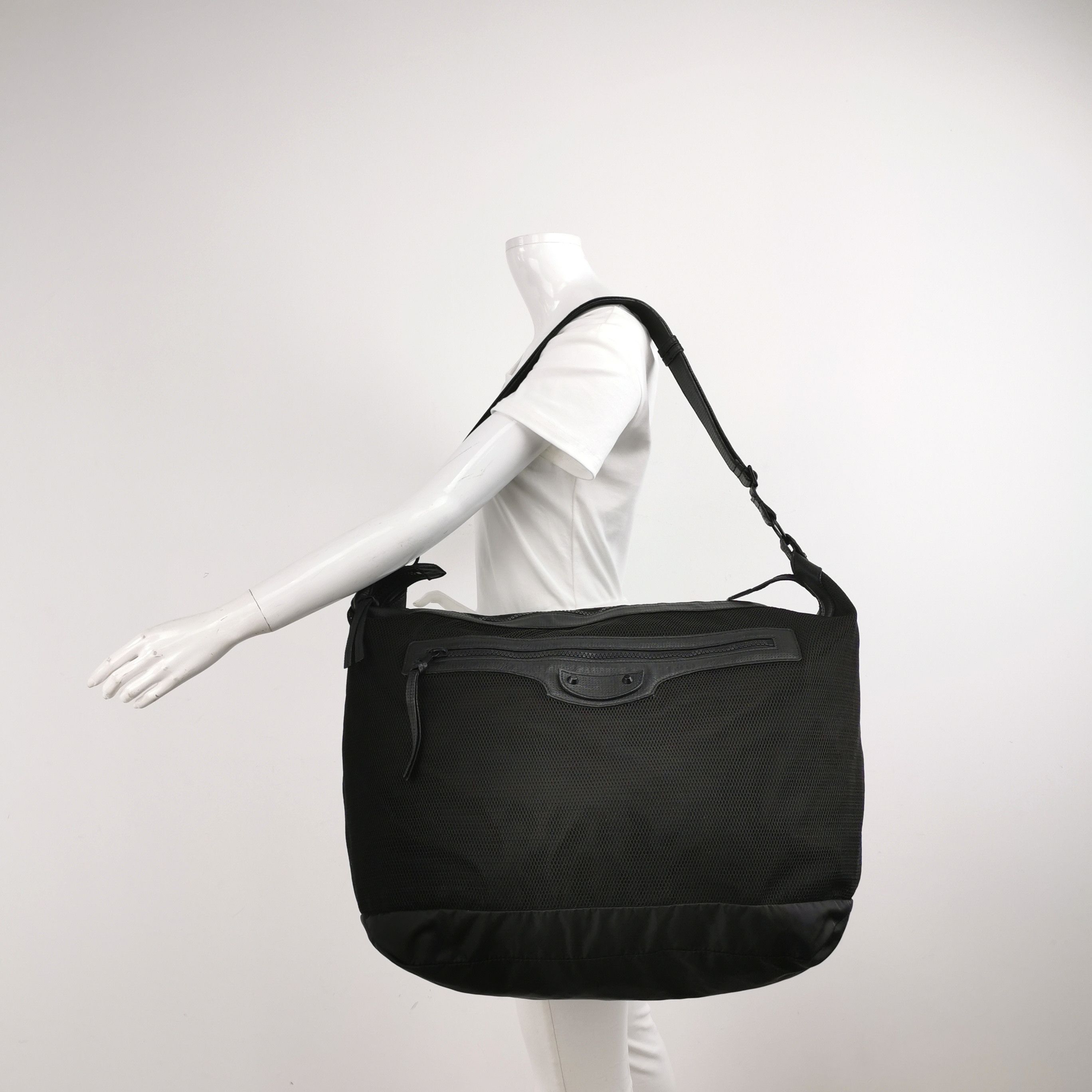 Balenciaga Balenciaga Women os Shoulder Bags Size ONE SIZE - 2 Thumbnail