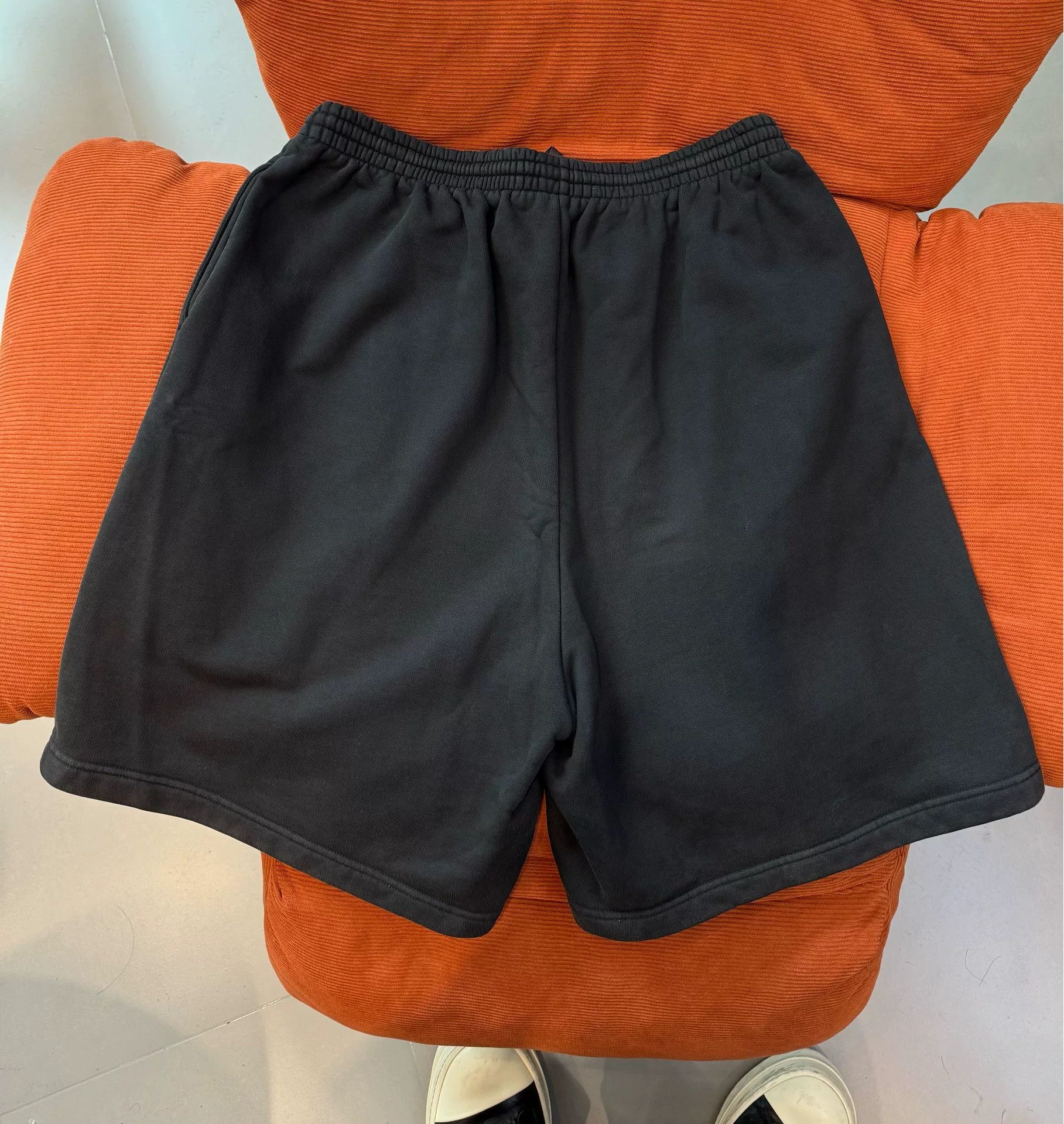 Balenciaga Balenciaga Logo Print Shorts Size S Size US 30 / EU 46 - 6 Thumbnail