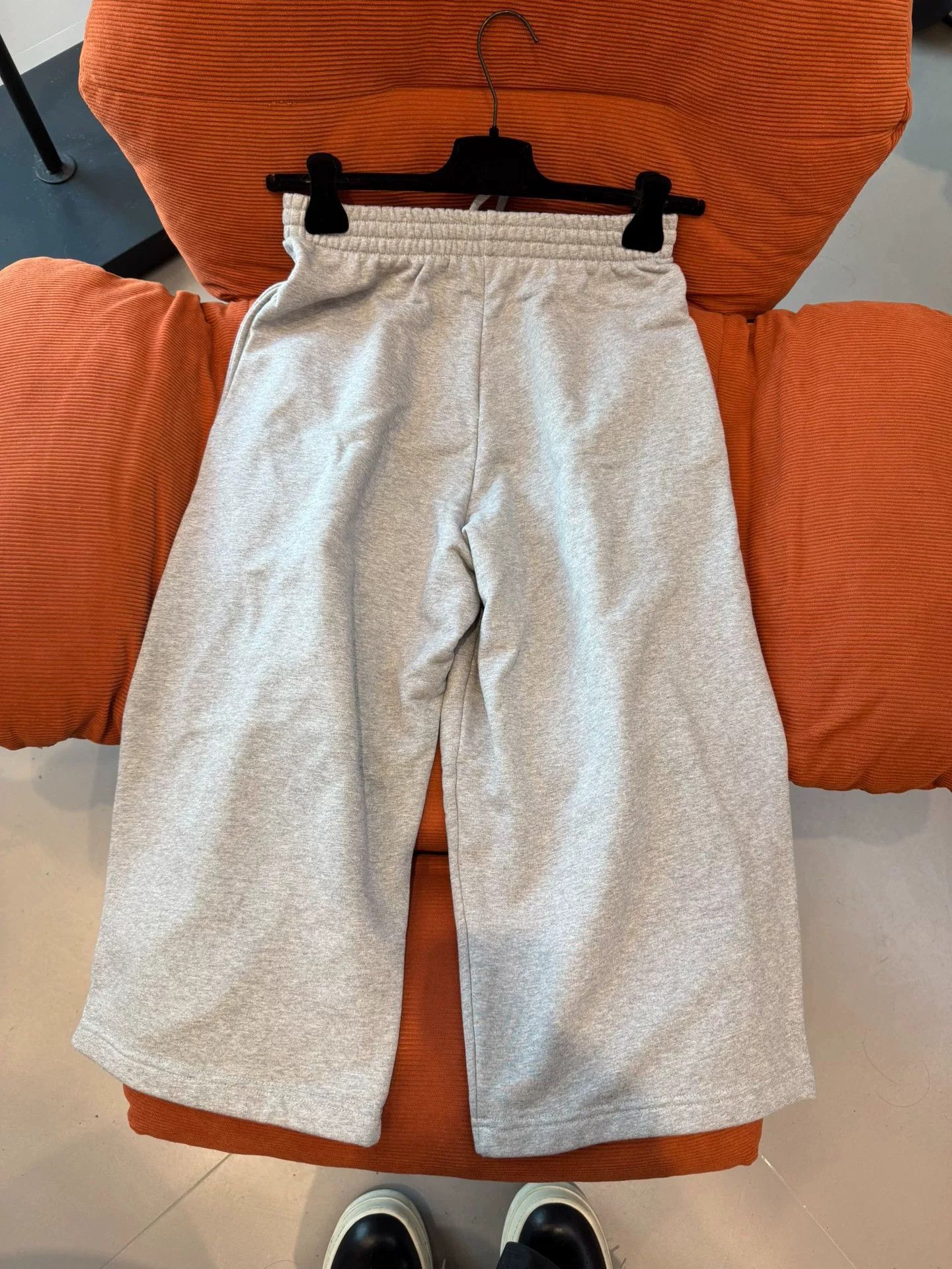Balenciaga Balenciaga Gray Sweatpants Size XXS Size US 26 / EU 42 - 3 Thumbnail