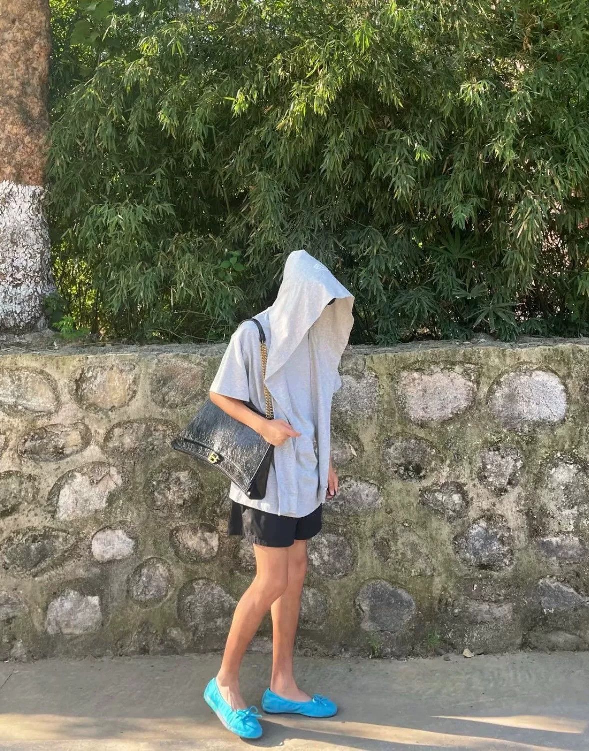 Balenciaga Balenciaga Gray Hooded Short Sleeve Tee Size S Size US S / EU 44-46 / 1 - 6 Thumbnail