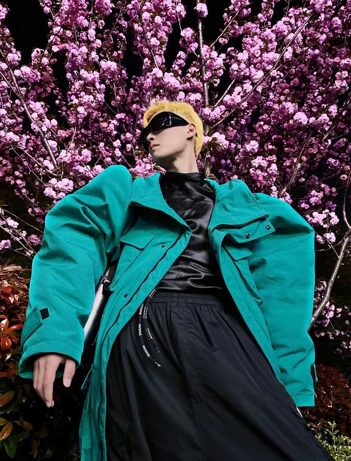 Balenciaga Balenciaga Padded Bomber Jacket Size 1 Size US S / EU 44-46 / 1 - 9 Thumbnail
