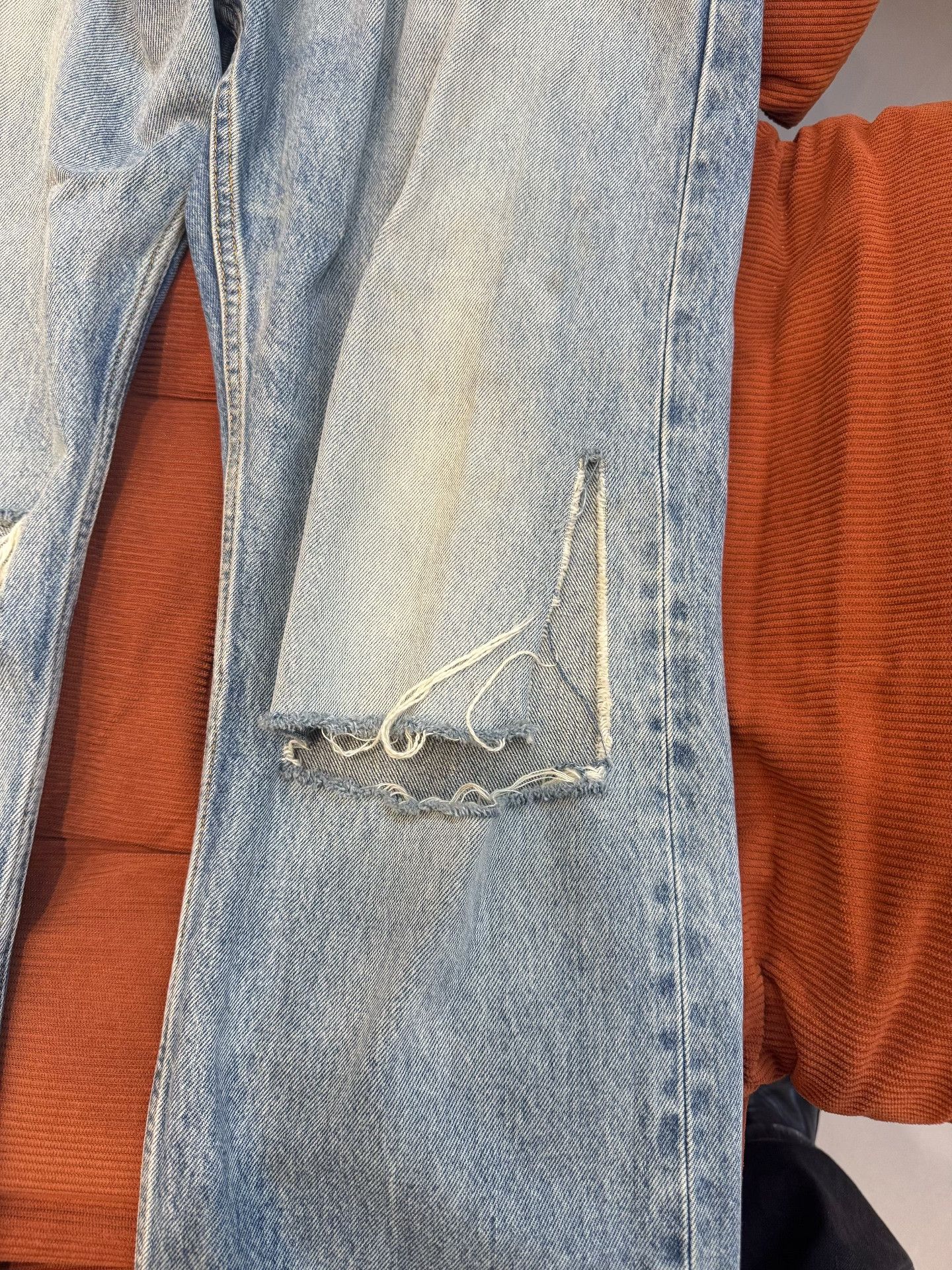 Balenciaga Balenciaga Distressed Denim Jeans Size M Size US 32 / EU 48 - 3 Thumbnail
