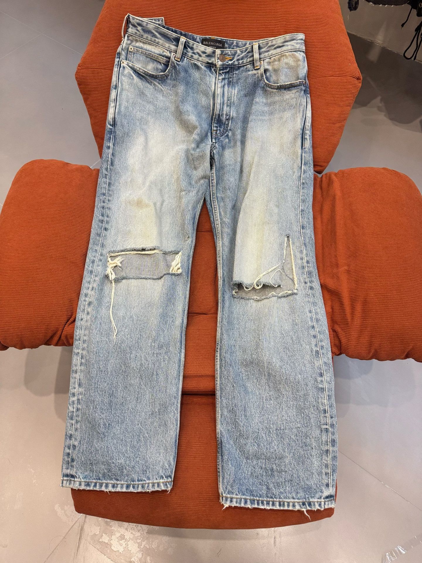 Balenciaga Balenciaga Distressed Denim Jeans Size M Size US 32 / EU 48 - 2 Thumbnail
