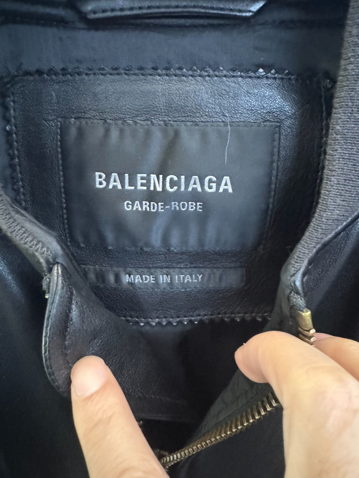 Balenciaga Balenciaga Garde-robe Bomber Jacket Size S Size US S / EU 44-46 / 1 - 6 Thumbnail