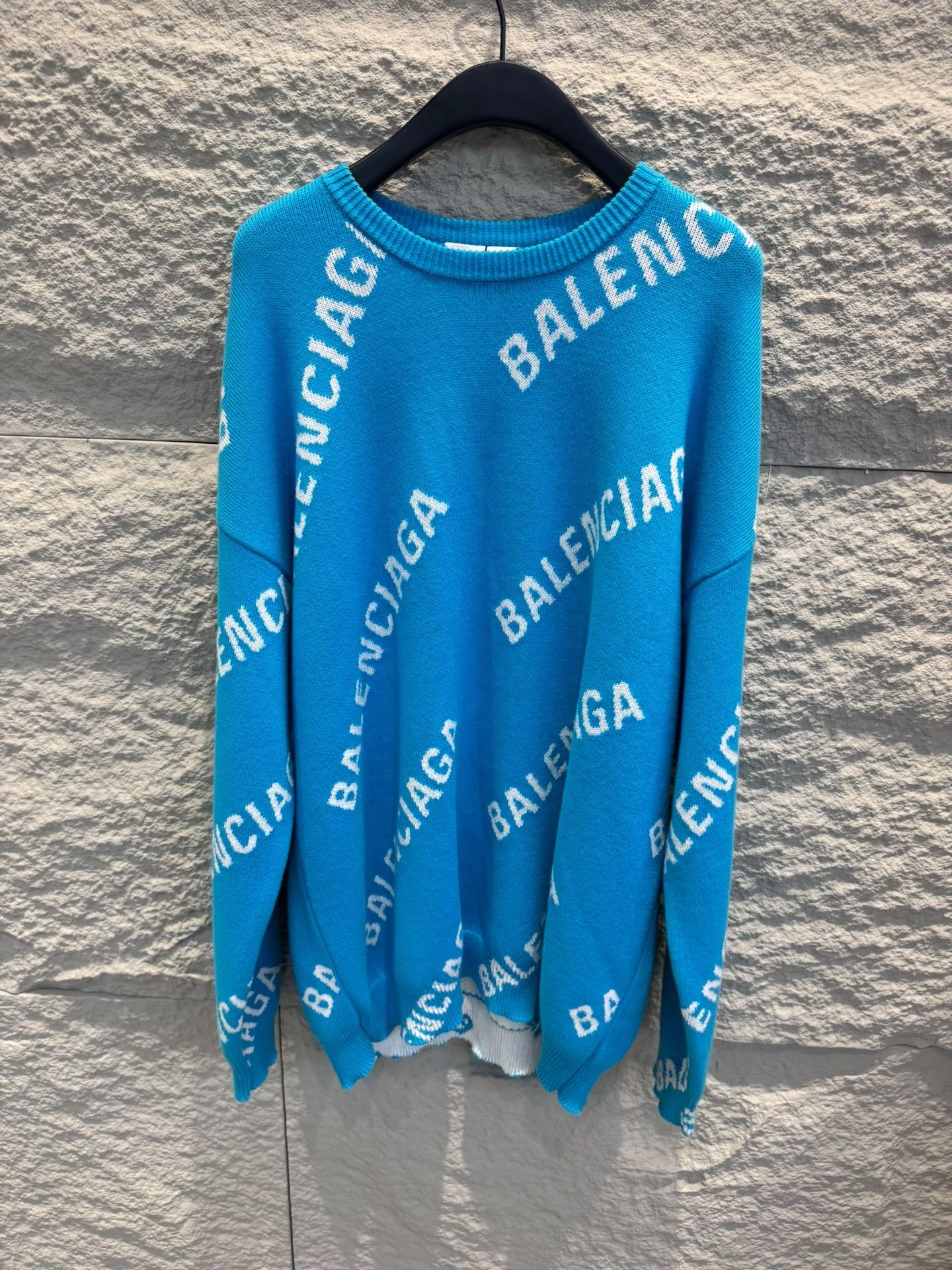 Balenciaga Balenciaga All Over Logo Knit Sweater Size M Size US M / EU 48-50 / 2 - 2 Thumbnail