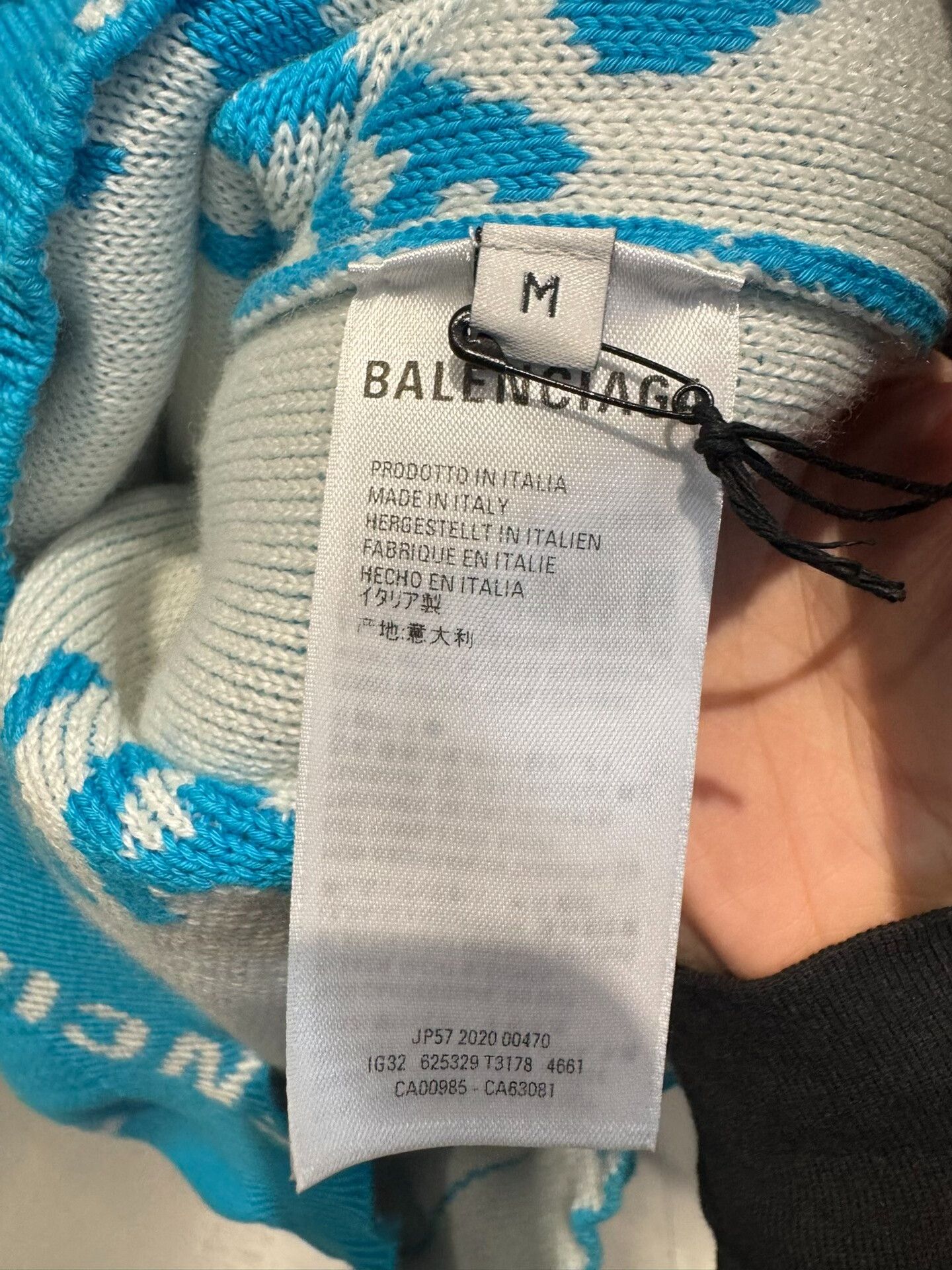 Balenciaga Balenciaga All Over Logo Knit Sweater Size M Size US M / EU 48-50 / 2 - 4 Thumbnail