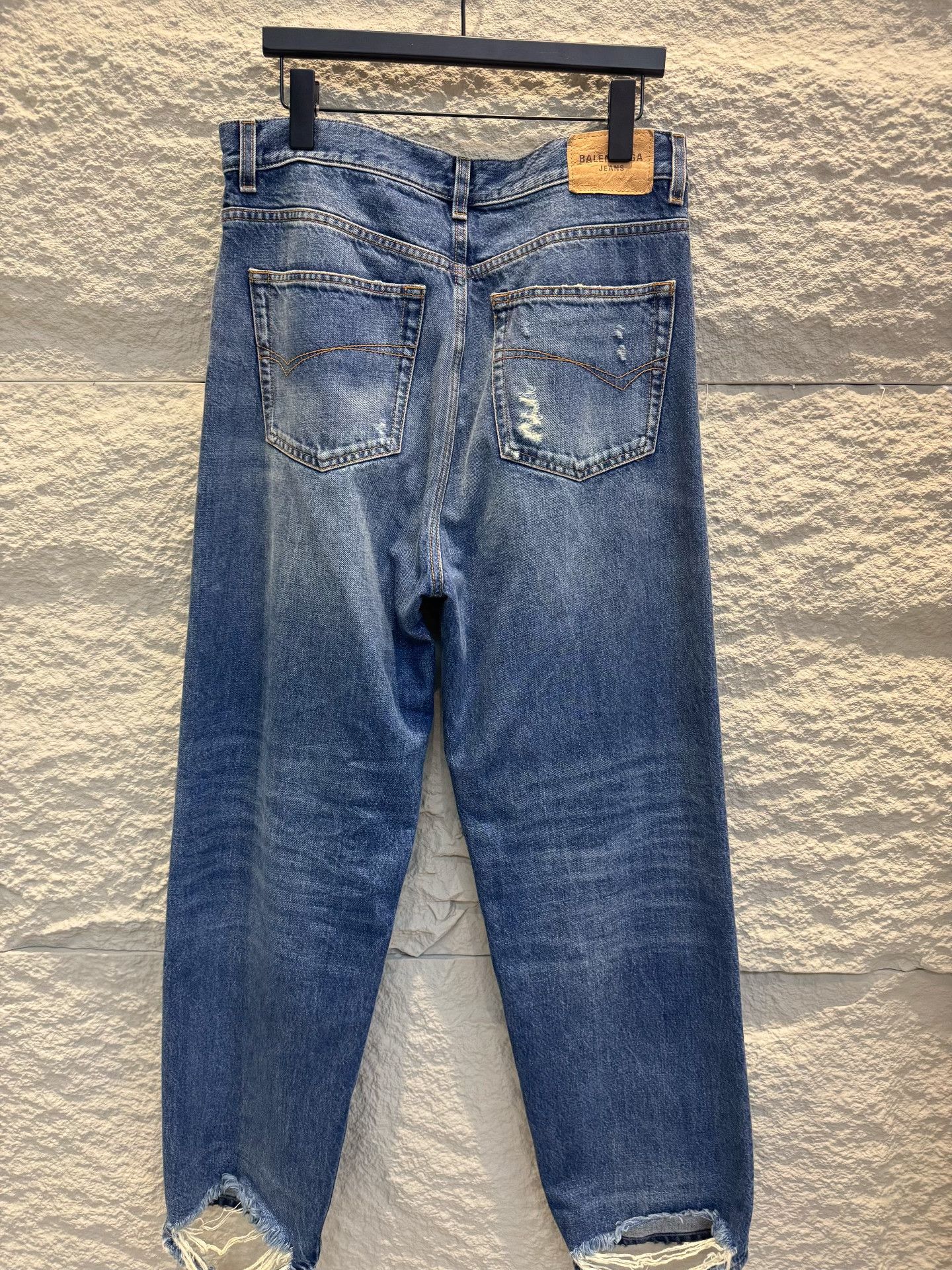 Balenciaga Balenciaga Unifit Distressed Denim Jeans Size S Size US 30 / EU 46 - 4 Thumbnail