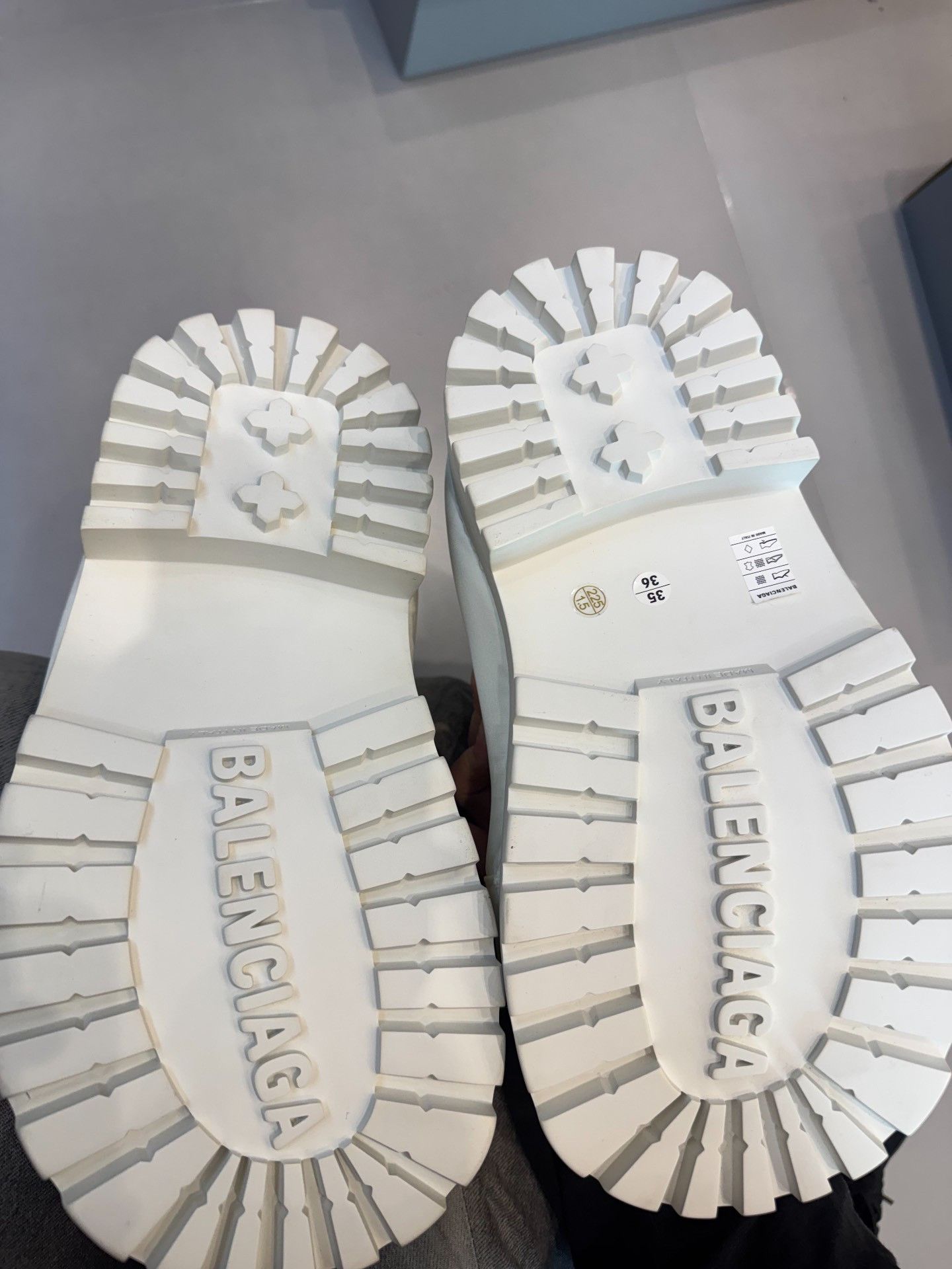 Balenciaga Balenciaga Alaska Snow Boots Size 36 Size US 6 / IT 36 - 5 Thumbnail