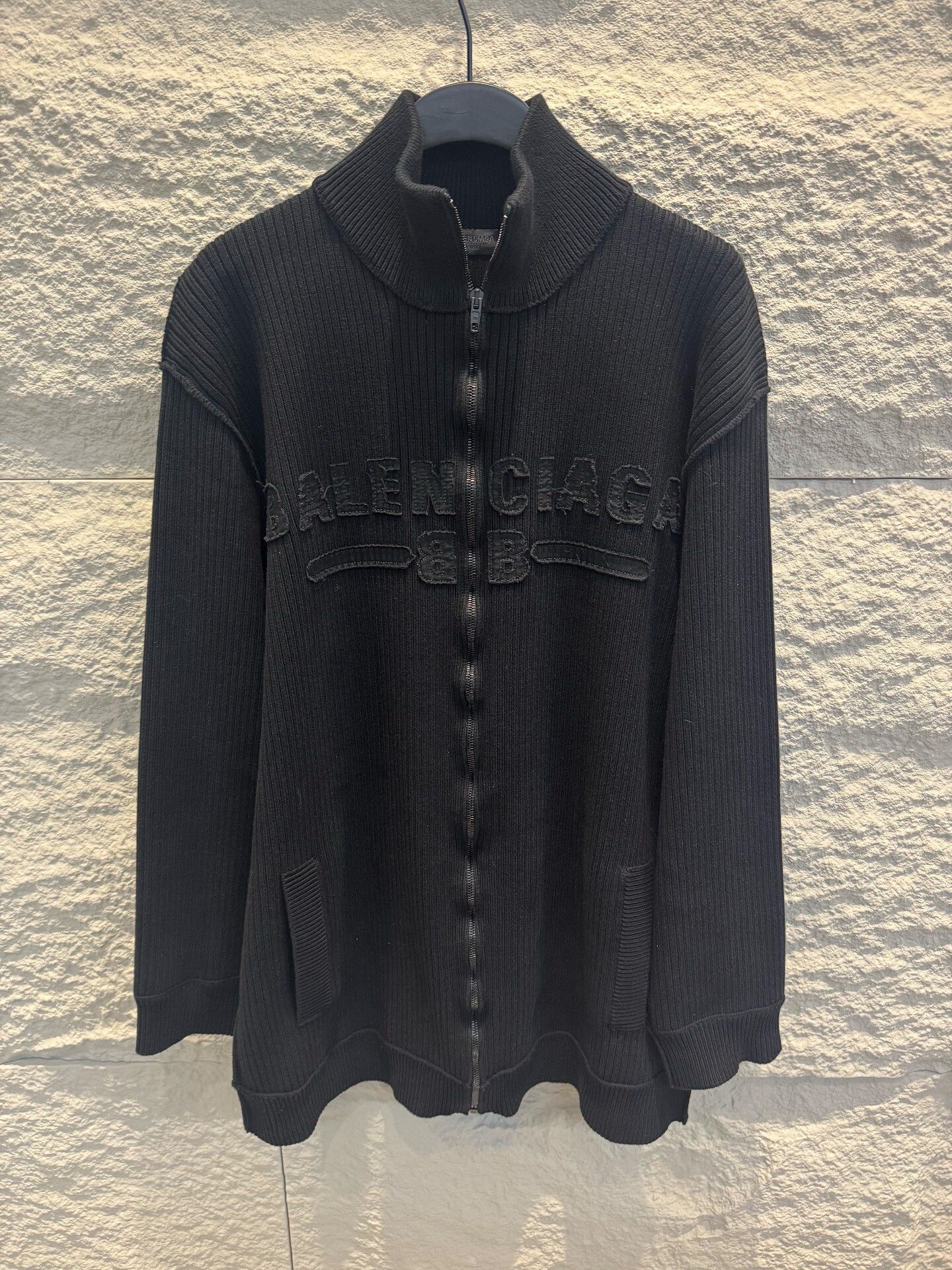 Balenciaga Balenciaga Ribbed Zip-Up Knit Jacket Size M Size US M / EU 48-50 / 2 - 2 Thumbnail