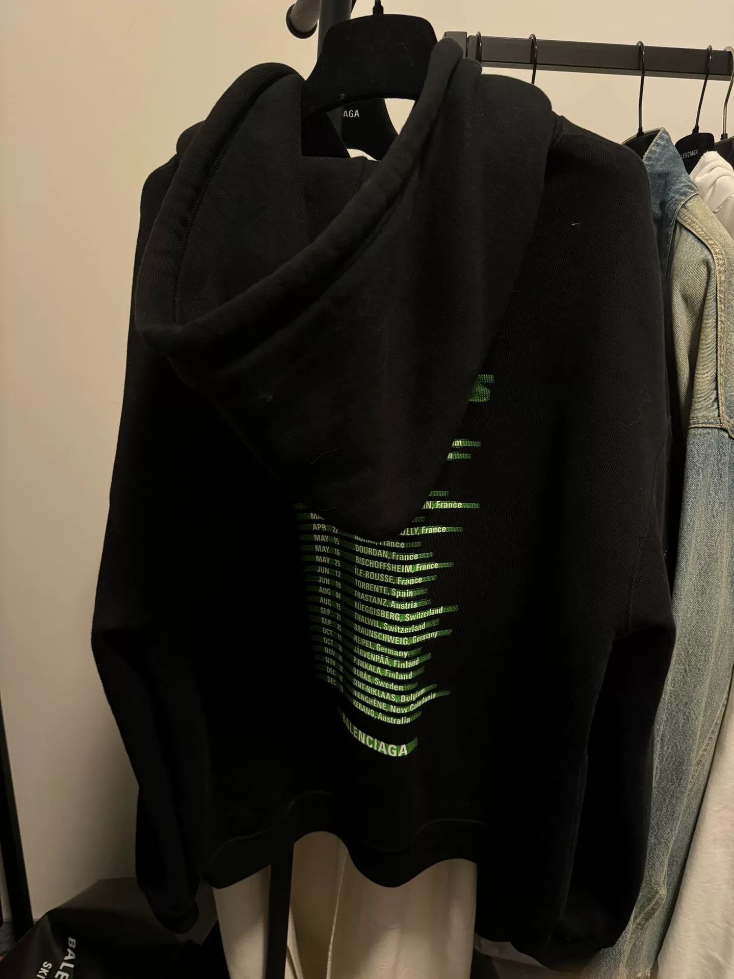Balenciaga Balenciaga Speed Hunters Graphic Hoodie Size XS Size US XS / EU 42 / 0 - 4 Thumbnail