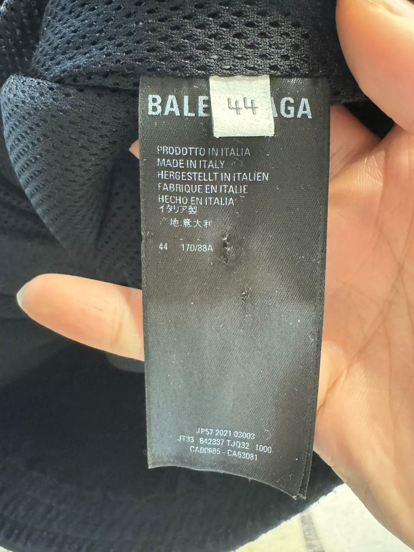 Balenciaga Balenciaga SportyB Fleece Jacket Size 44 Size US S / EU 44-46 / 1 - 6 Thumbnail