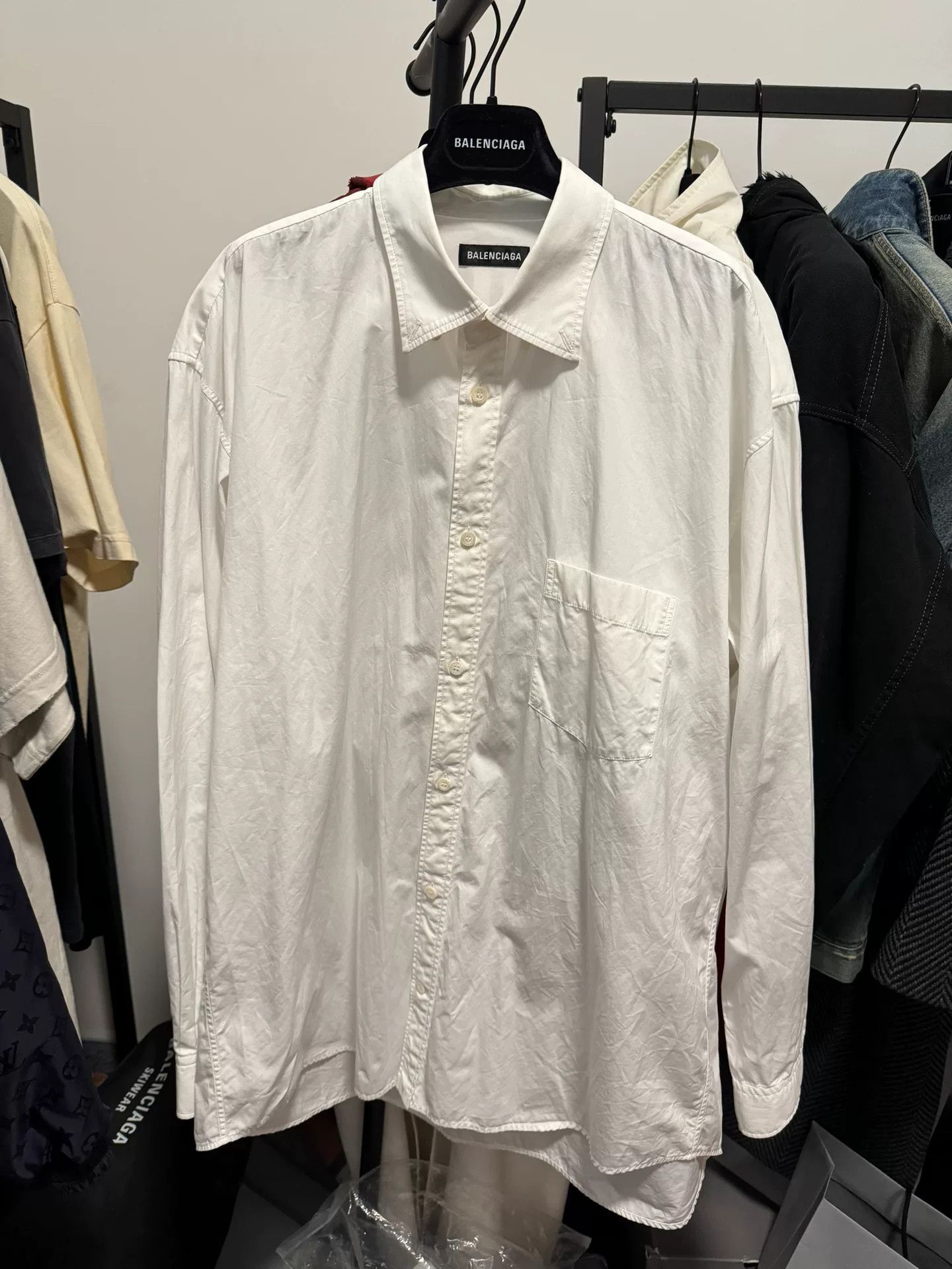 Balenciaga Balenciaga Back Logo Button Up Shirt Size M Size US M / EU 48-50 / 2 - 2 Thumbnail