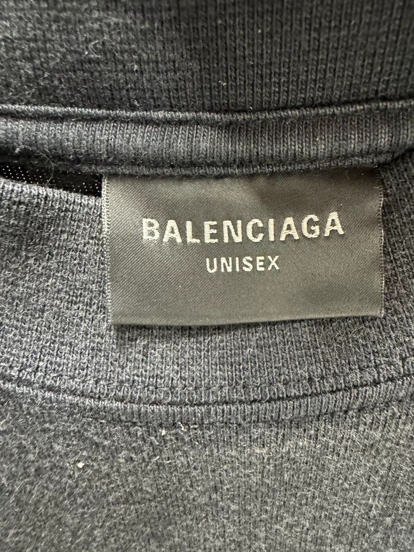 Balenciaga Balenciaga Crest Graphic T-Shirt Size L Size US L / EU 52-54 / 3 - 3 Thumbnail
