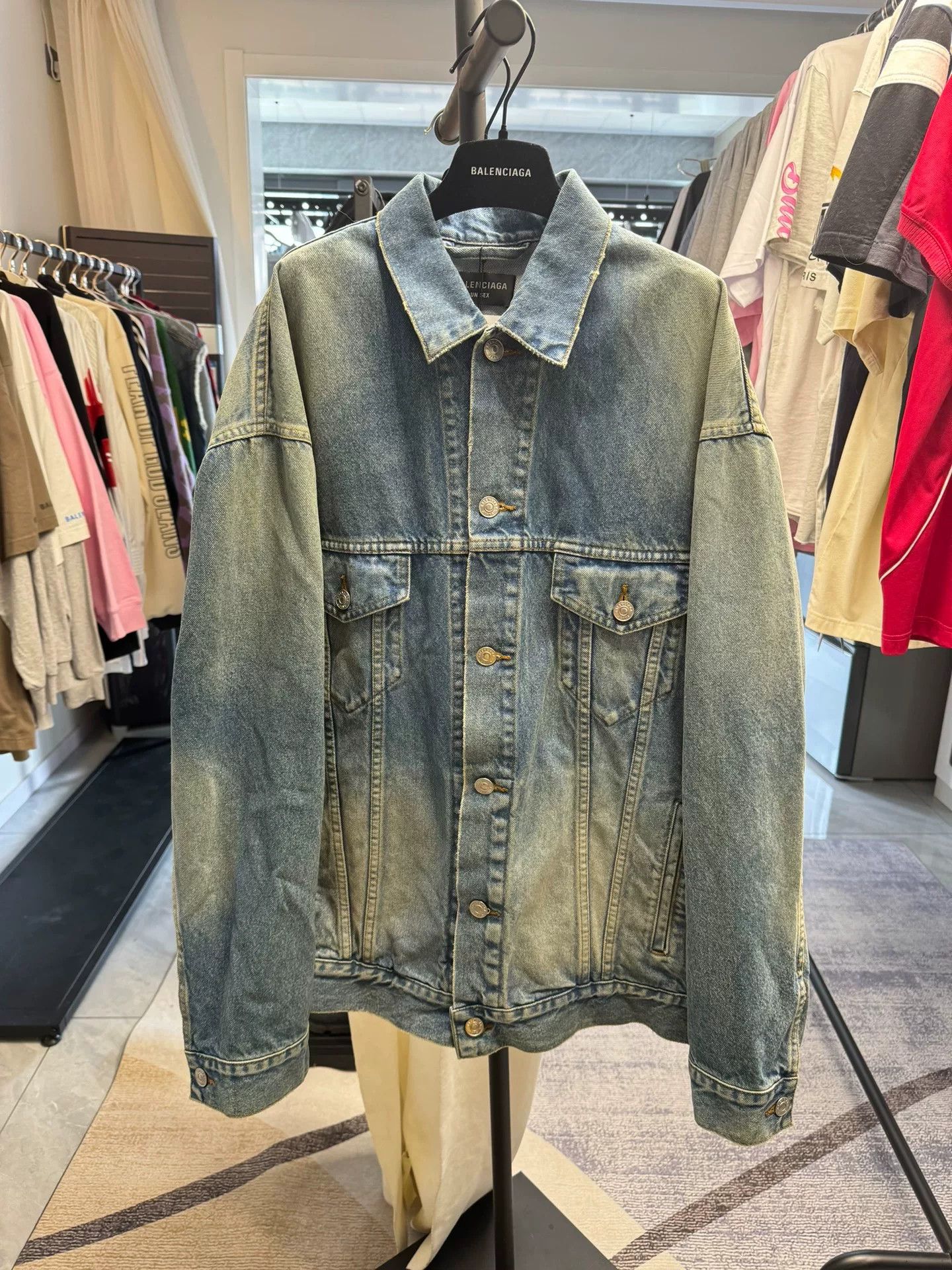 Balenciaga Balenciaga Graffiti Denim Jacket Size S Size US S / EU 44-46 / 1 - 4 Thumbnail