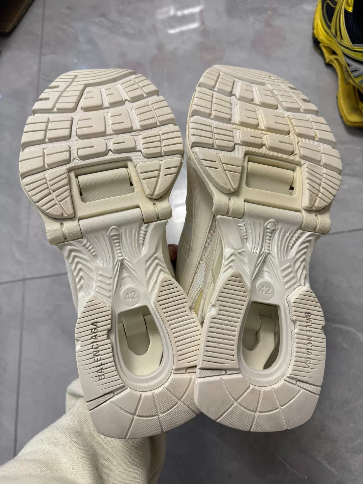 Balenciaga Balenciaga Xpander Sneakers Size 9 Size US 9 / EU 42 - 4 Thumbnail
