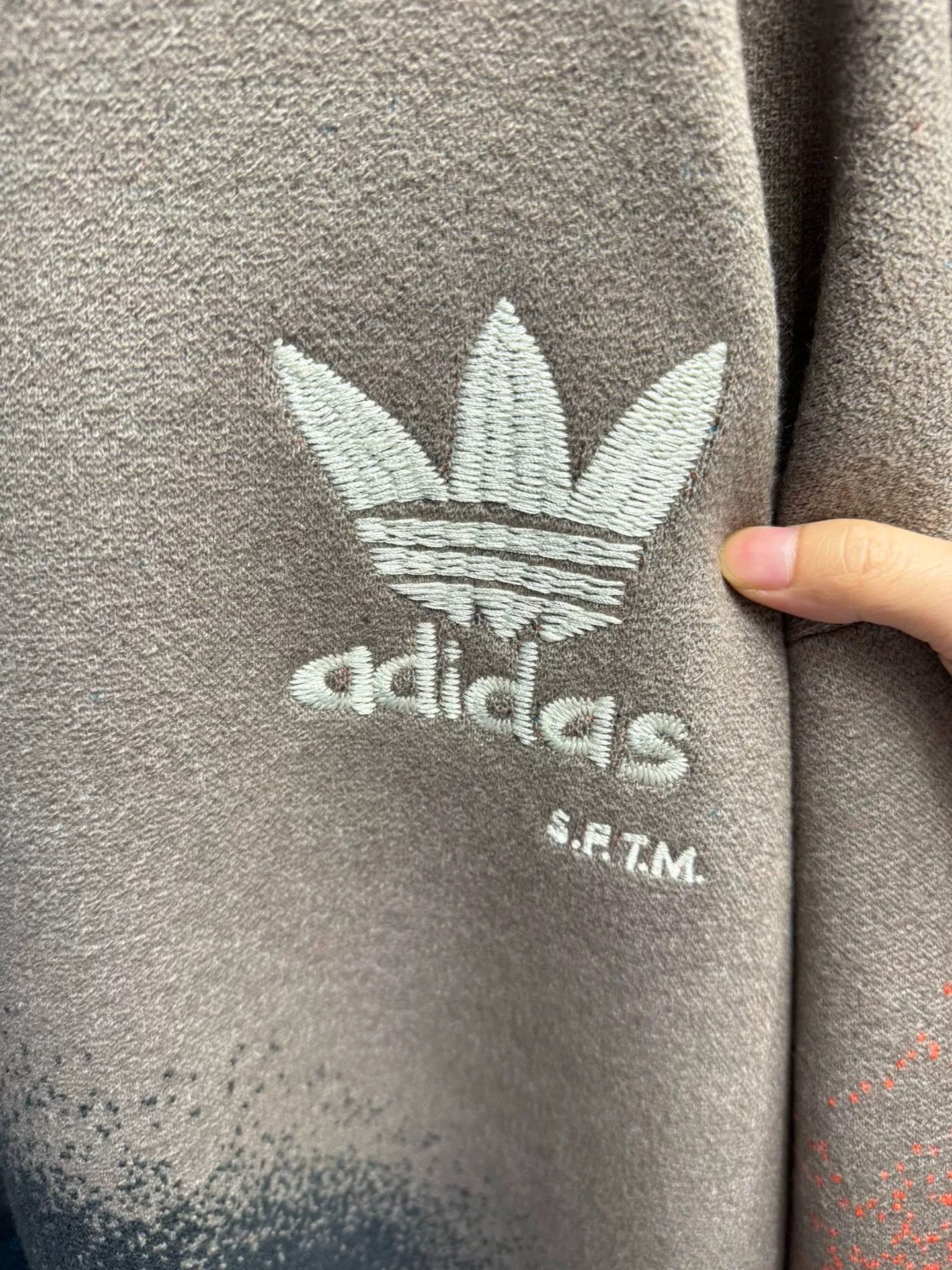 Adidas Adidas x Song for the Mute Gradient Knit Sweater Size M Size US M / EU 48-50 / 2 - 3 Thumbnail