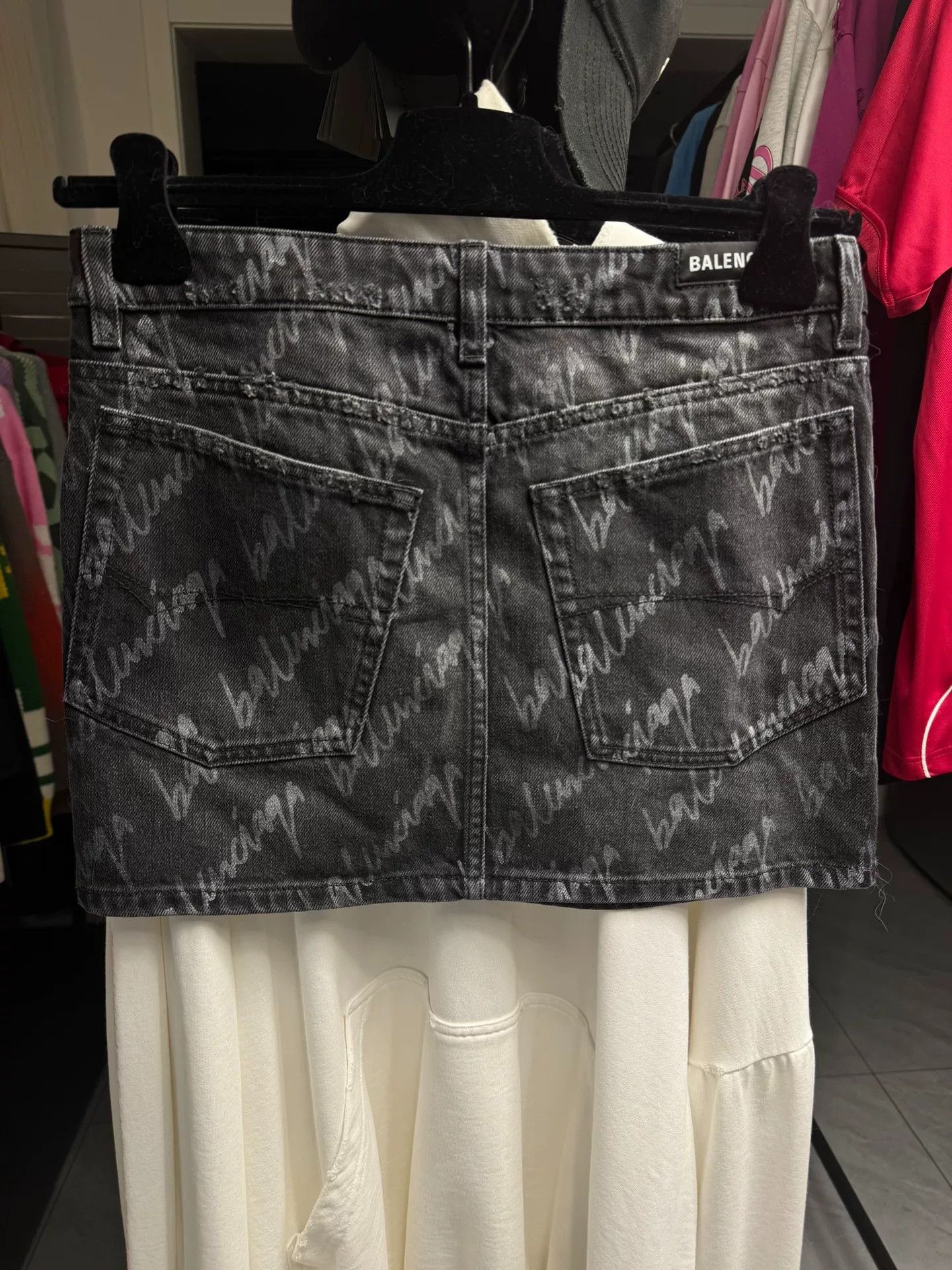 Balenciaga Balenciaga Logo Graffiti Denim Mini Skirt Size 36 Size 26" / US 2 / IT 38 - 4 Thumbnail
