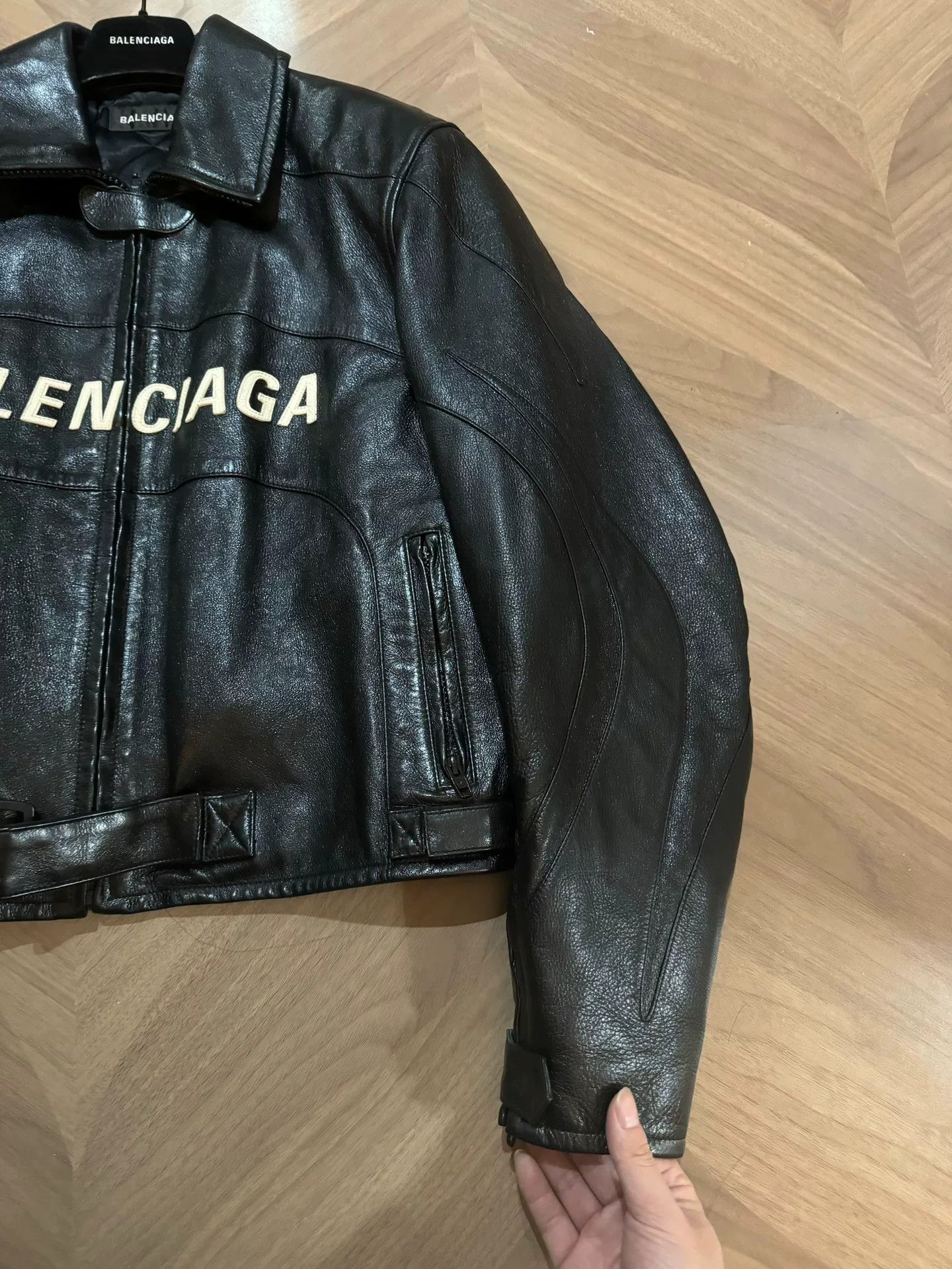 Balenciaga Balenciaga Logo Leather Jacket Size 44 Size US S / EU 44-46 / 1 - 4 Thumbnail