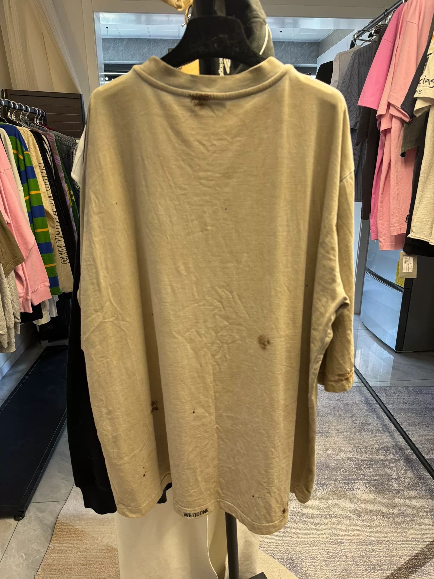 WE11DONE WE11DONE Distressed Logo T-Shirt Size L Size US L / EU 52-54 / 3 - 4 Thumbnail