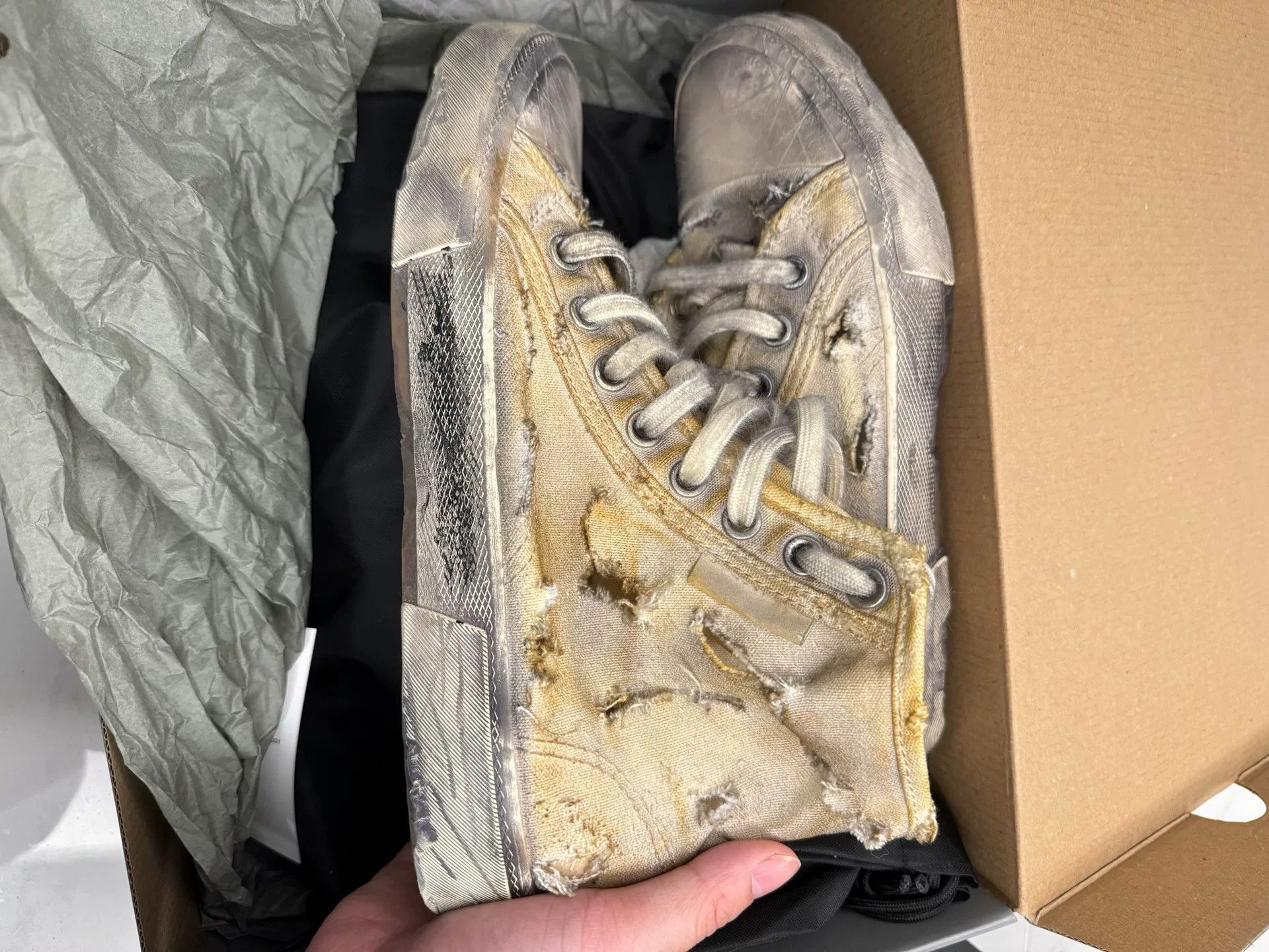Balenciaga Balenciaga Destroyed Paris High Sneakers Size 7 Size US 7 / EU 40 - 4 Thumbnail
