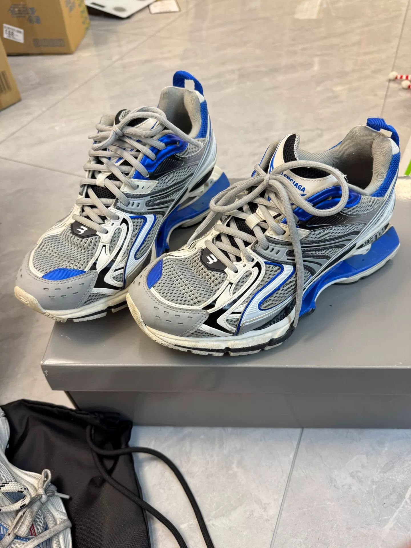 Balenciaga Balenciaga Blue X-Pander Sneakers Size 40 Size US 7 / EU 40 - 2 Thumbnail