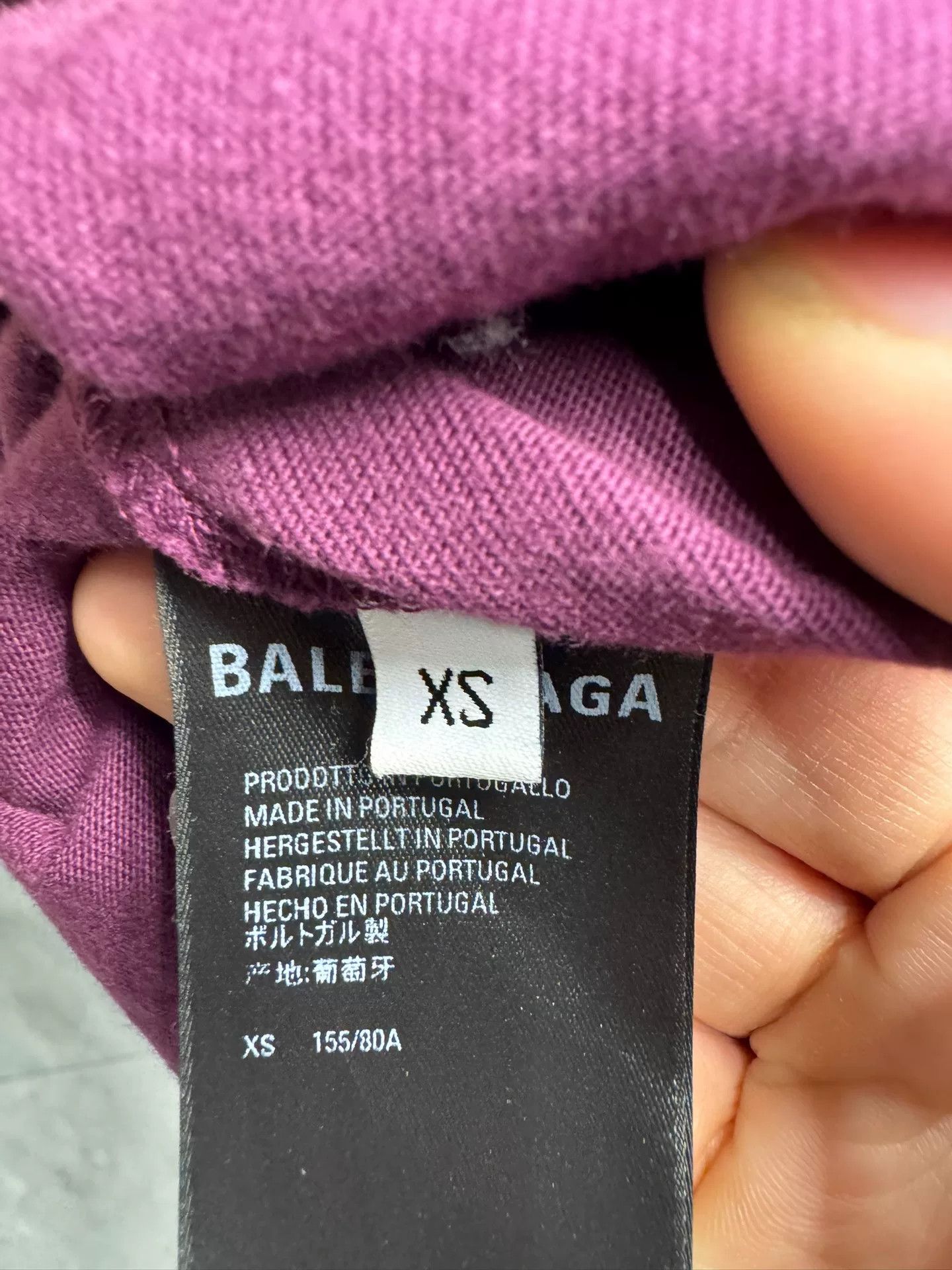 Balenciaga Balenciaga Embroidered T-Shirt Size XS Size US XS / EU 42 / 0 - 6 Thumbnail