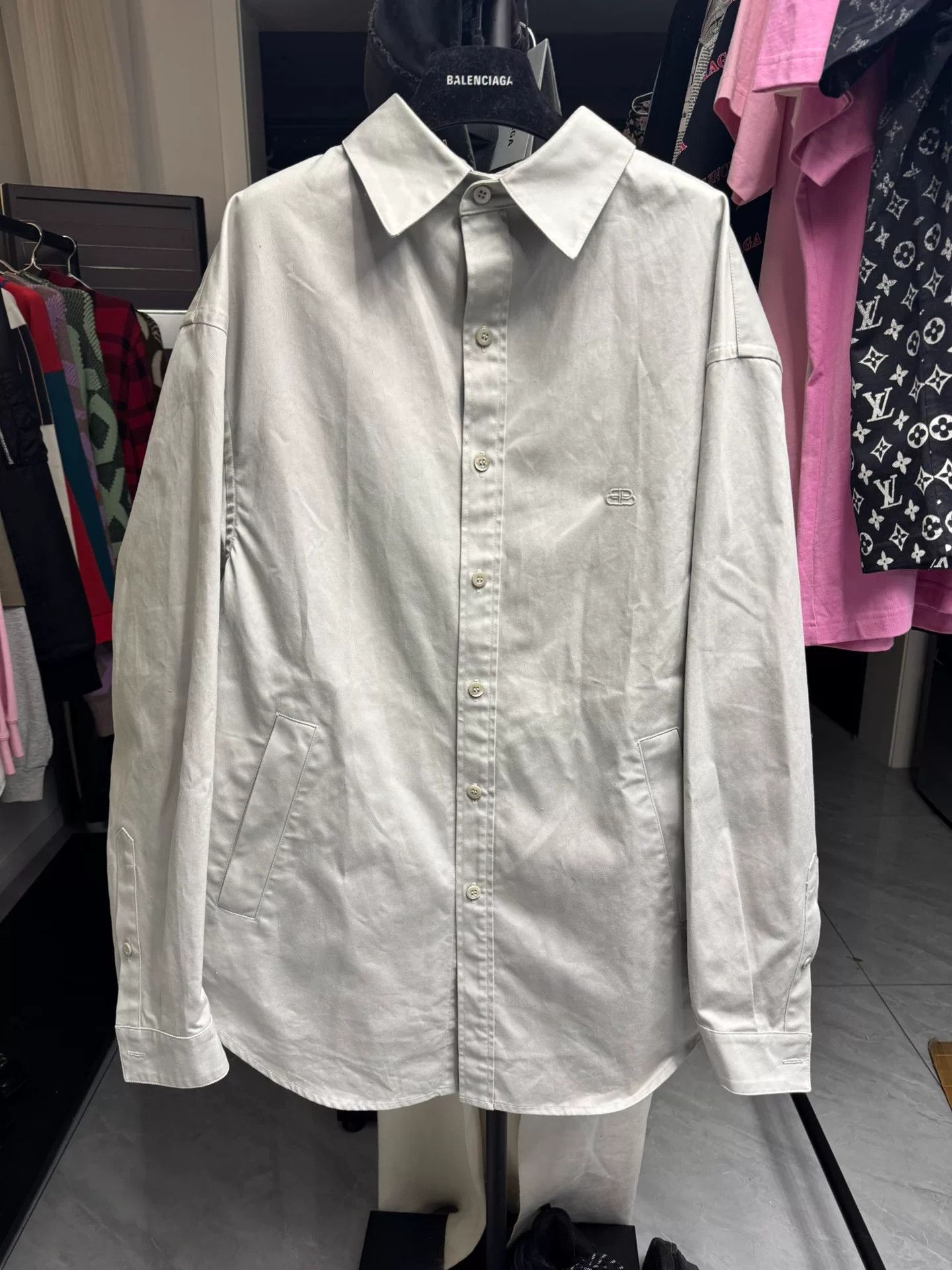 Balenciaga Balenciaga Embroidered Logo Shirt Size S Size US S / EU 44-46 / 1 - 2 Thumbnail