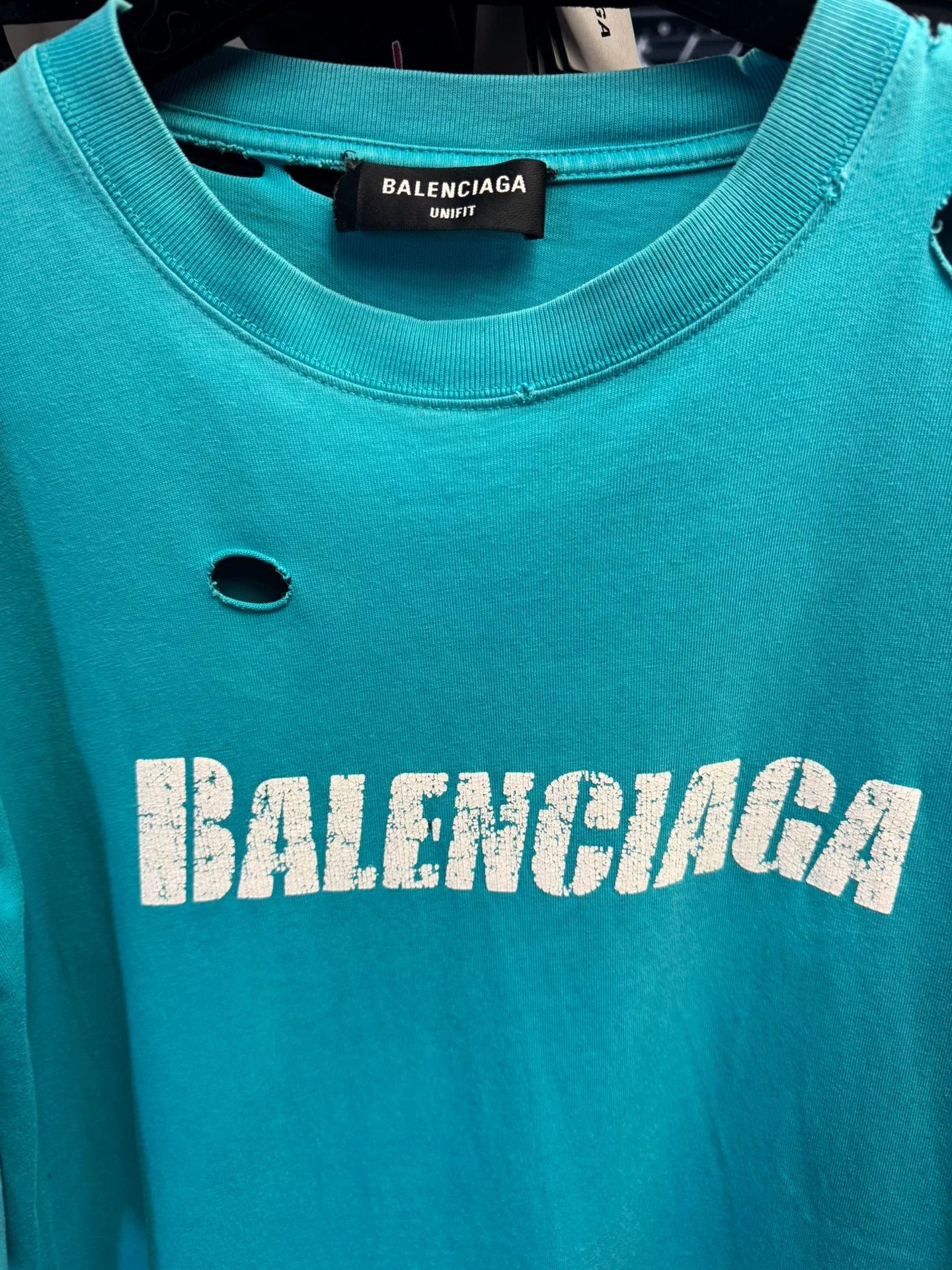 Balenciaga Balenciaga Destroyed Logo T-Shirt Size XS Size US XS / EU 42 / 0 - 3 Thumbnail