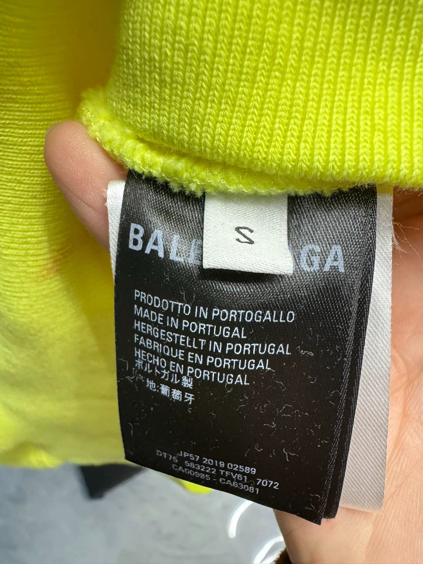 Balenciaga Balenciaga BB Logo Neon Green Hoodie Size S Size US S / EU 44-46 / 1 - 4 Thumbnail