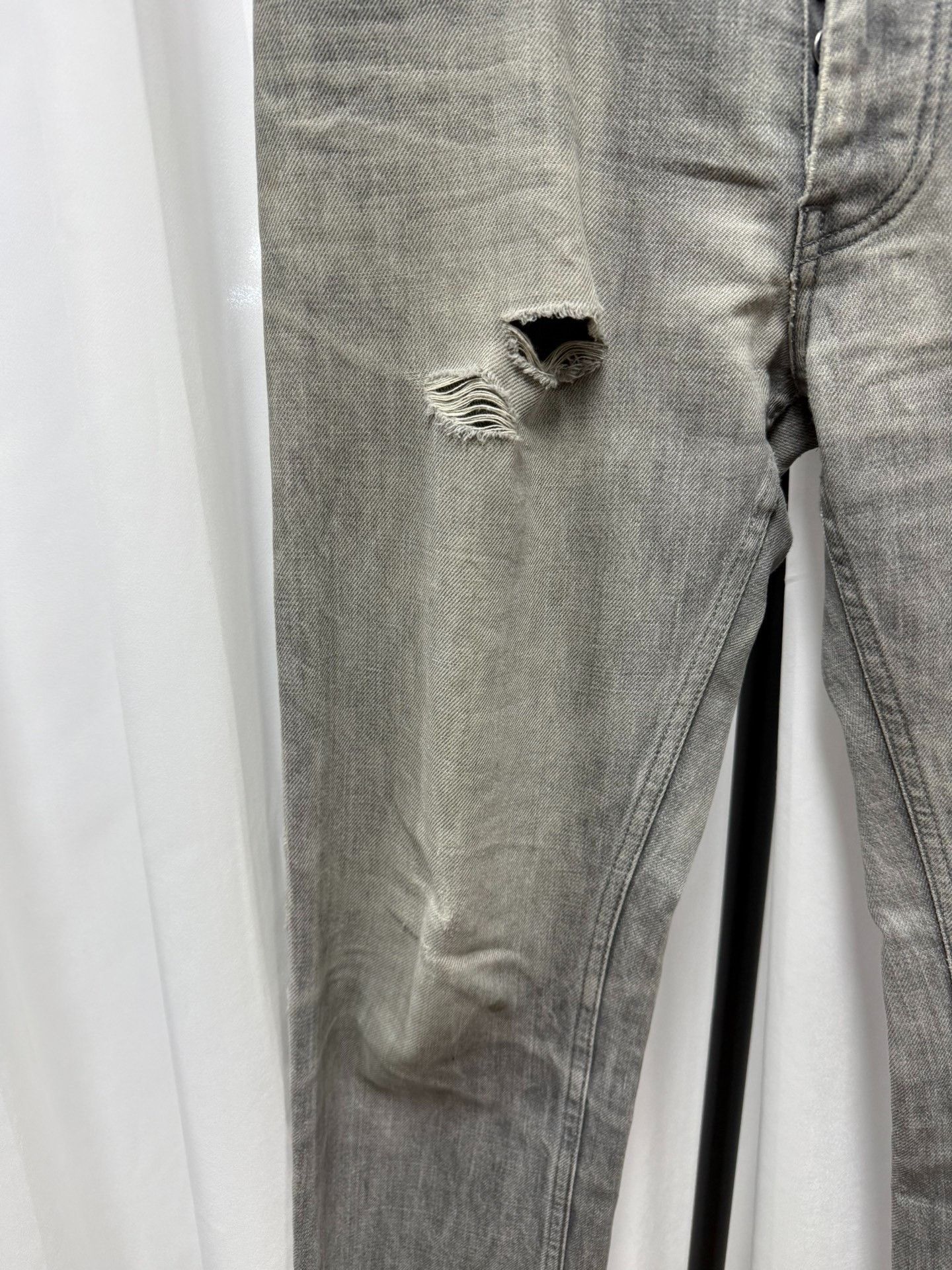 Helmut Lang Helmut Lang Distressed Washed Jeans Size US 32 / EU 48 - 4 Thumbnail