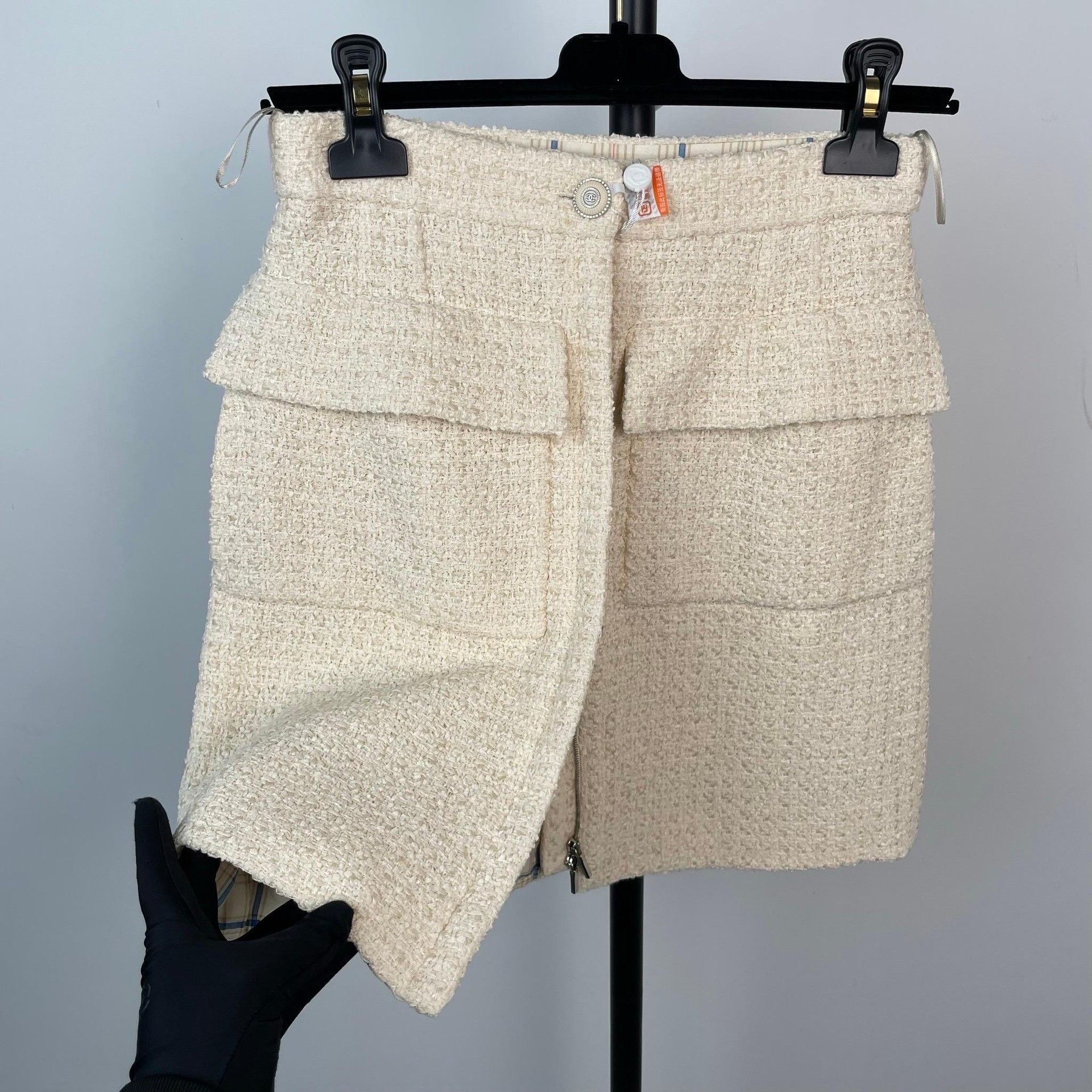 Chanel Chanel Ivory Woven Two-Pocket Short Skirt Size 36" / US 14 / IT 50 - 3 Thumbnail