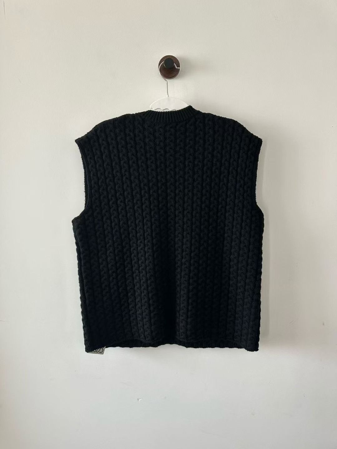 Loewe Loewe Black Cable-Knit Large Logo Wool Vest Size XS / US 0-2 / IT 36-38 - 2 Thumbnail