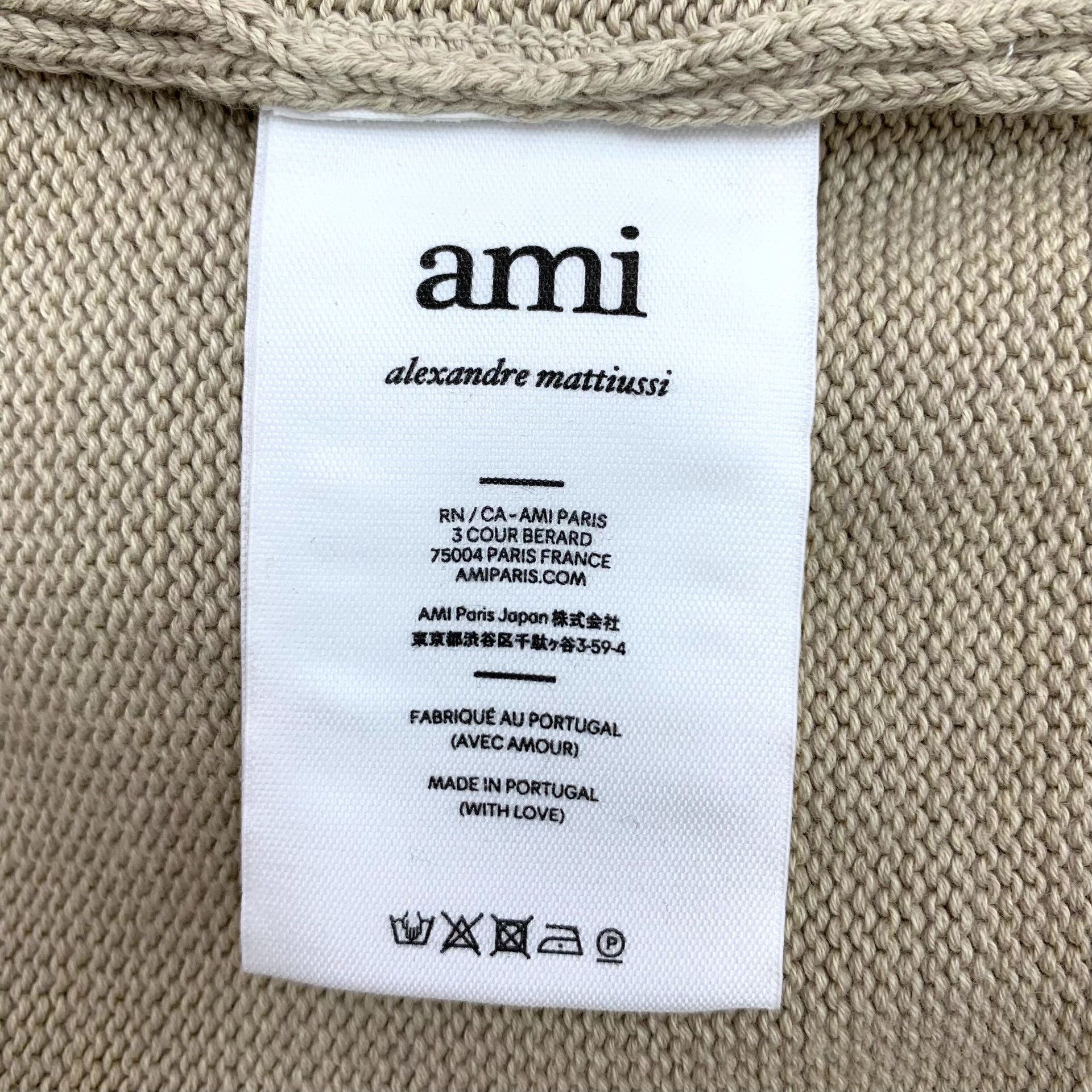 AMI Ami Oatmeal Heart 'A' Intarsia V-neck Cardigan Size M / US 6-8 / IT 42-44 - 7 Thumbnail