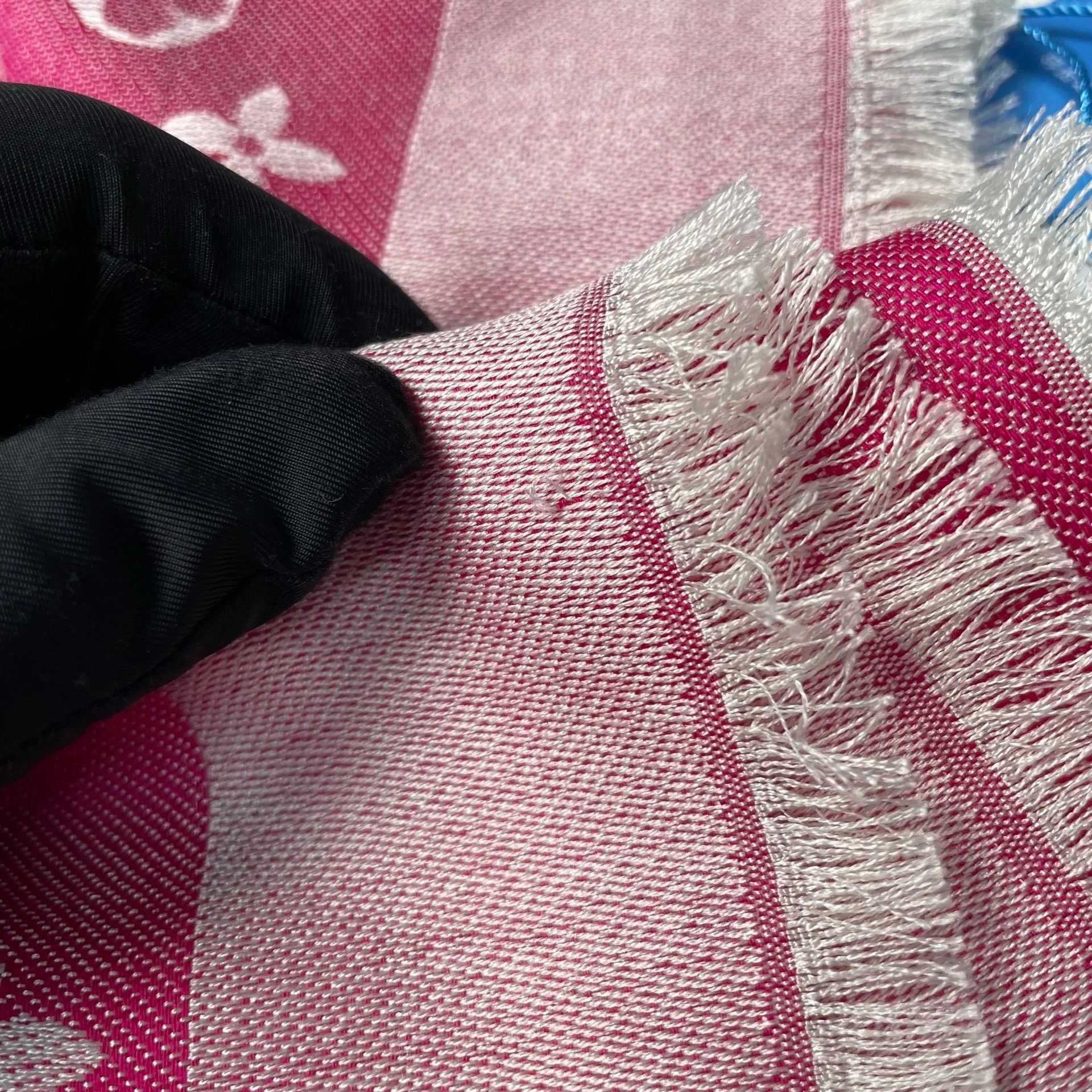 Louis Vuitton LV Pink Monogram Silk Tassel Scarf Size ONE SIZE - 7 Thumbnail
