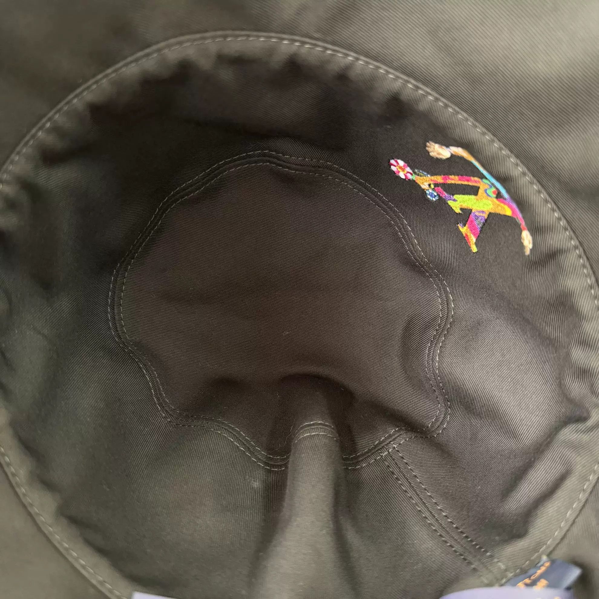 Louis Vuitton Louis Vuitton x Murakami Monogram Bucket Hat Size ONE SIZE - 7 Thumbnail