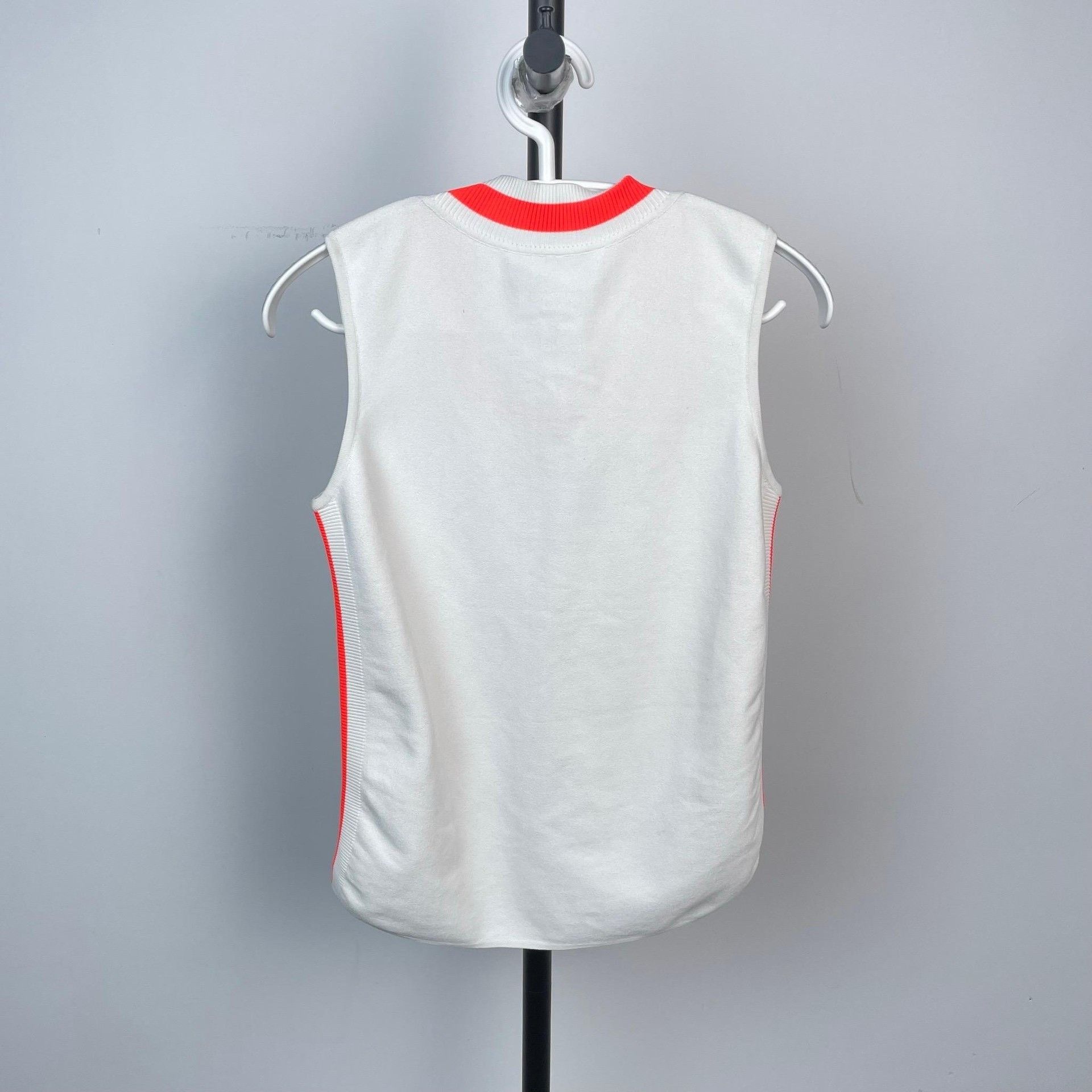 Chanel Chanel White Sleeveless Knit Vest Size S / US 4 / IT 40 - 4 Thumbnail