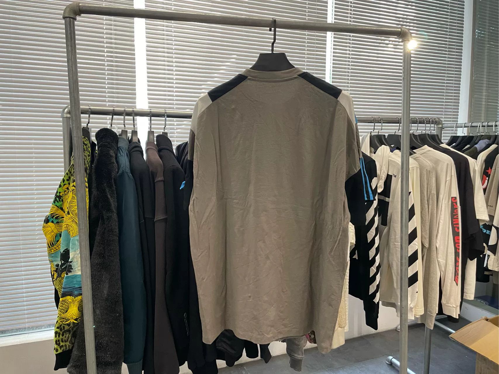 Martine Rose Martine Rose FW24 Spliced Short-Sleeve Size US M / EU 48-50 / 2 - 2 Thumbnail