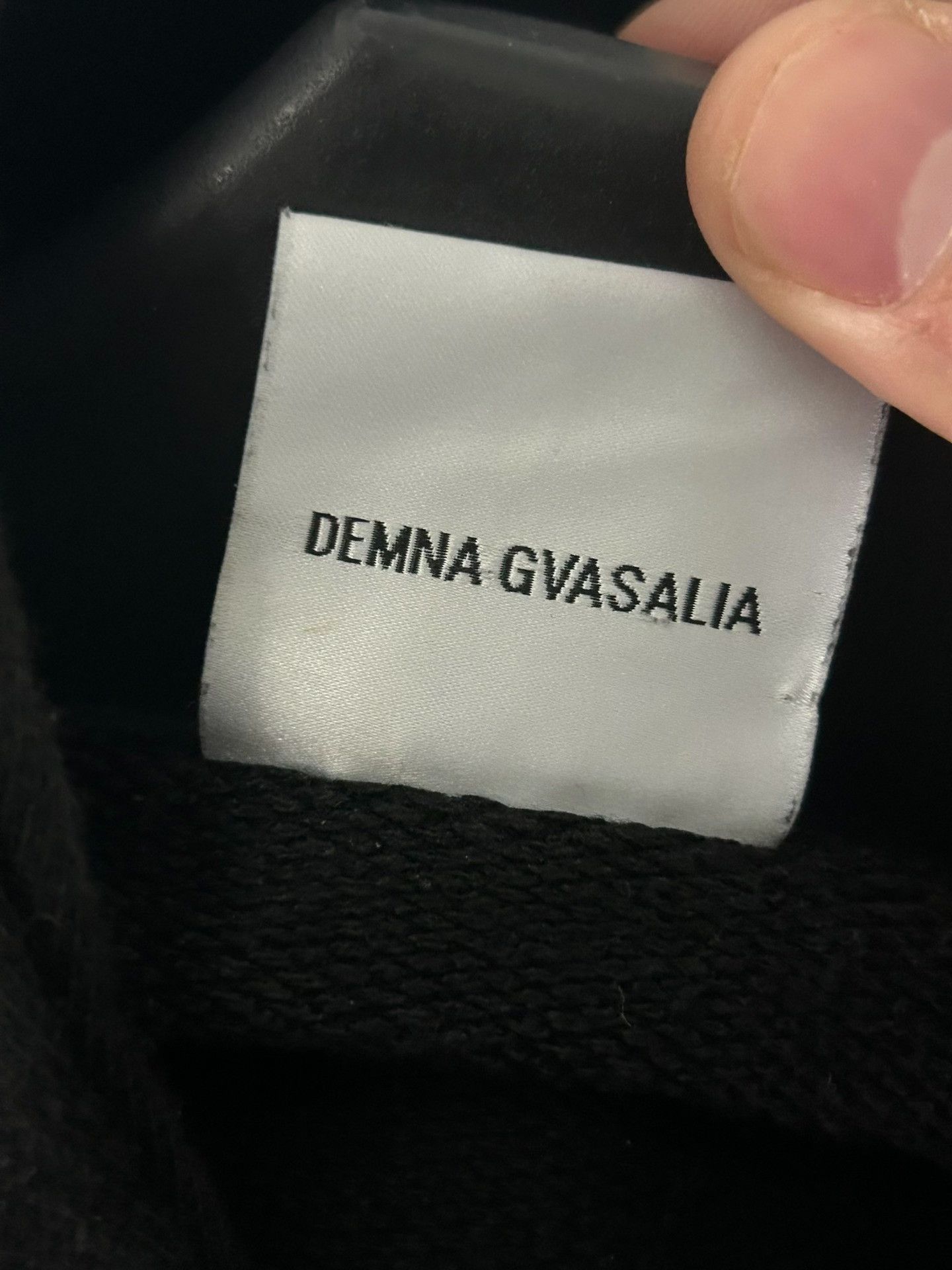 Vetements Vetements Pentagram Slogan Black Hoodie Size US L / EU 52-54 / 3 - 7 Thumbnail