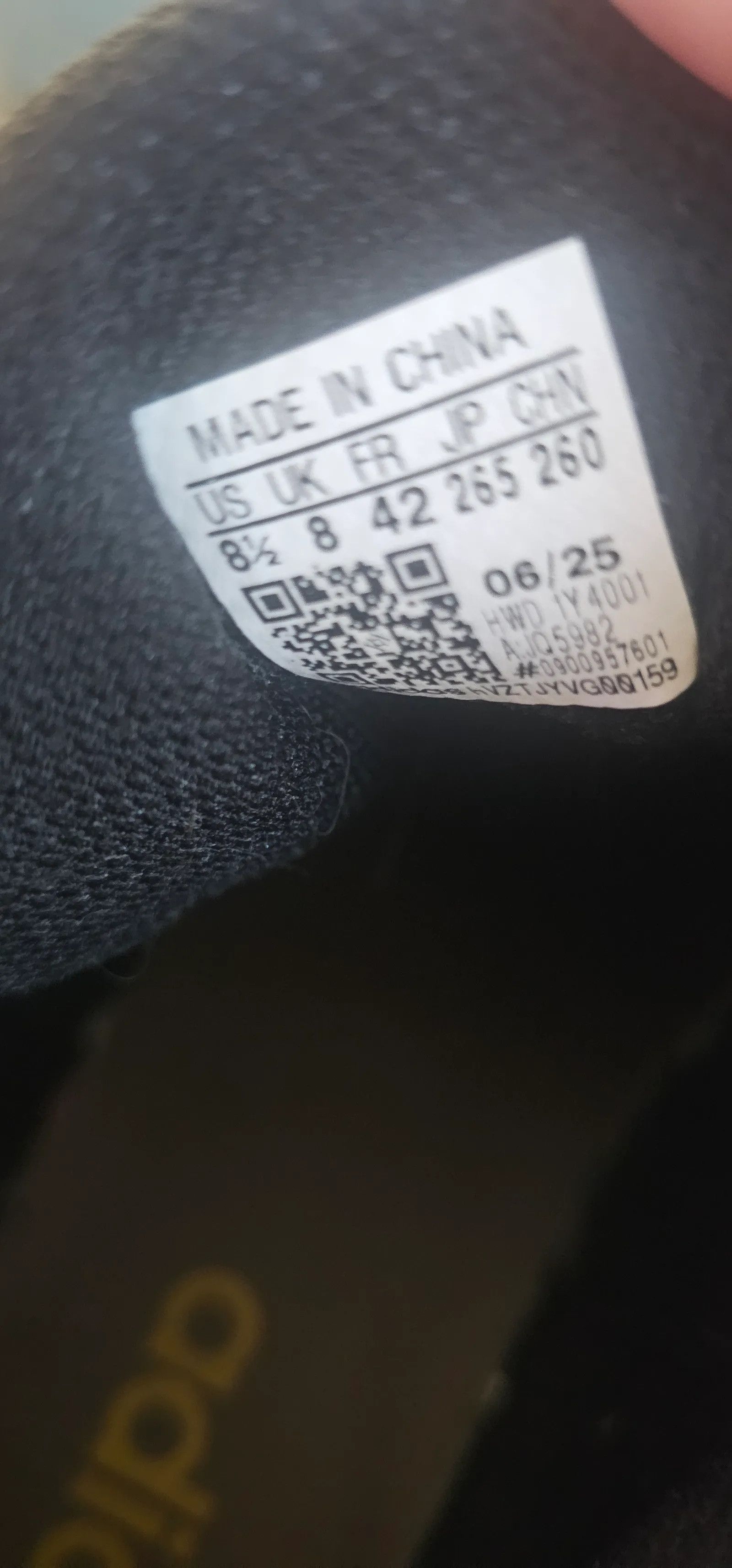 Adidas Adidas Sneakers Size US 10 / EU 43 - 2 Thumbnail