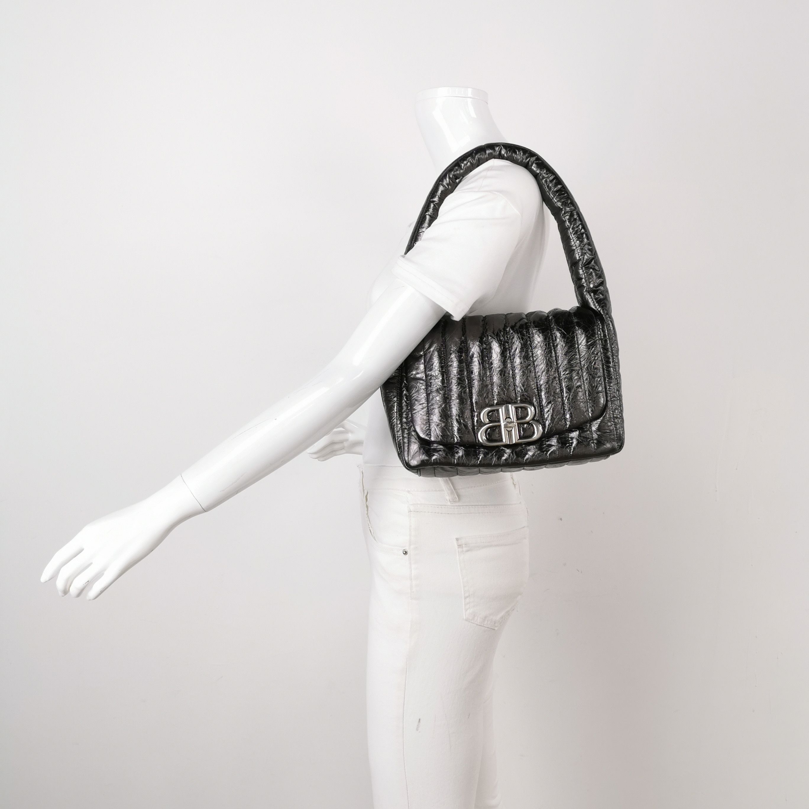 Balenciaga Balenciaga Women os Shoulder Bags Size ONE SIZE - 2 Thumbnail